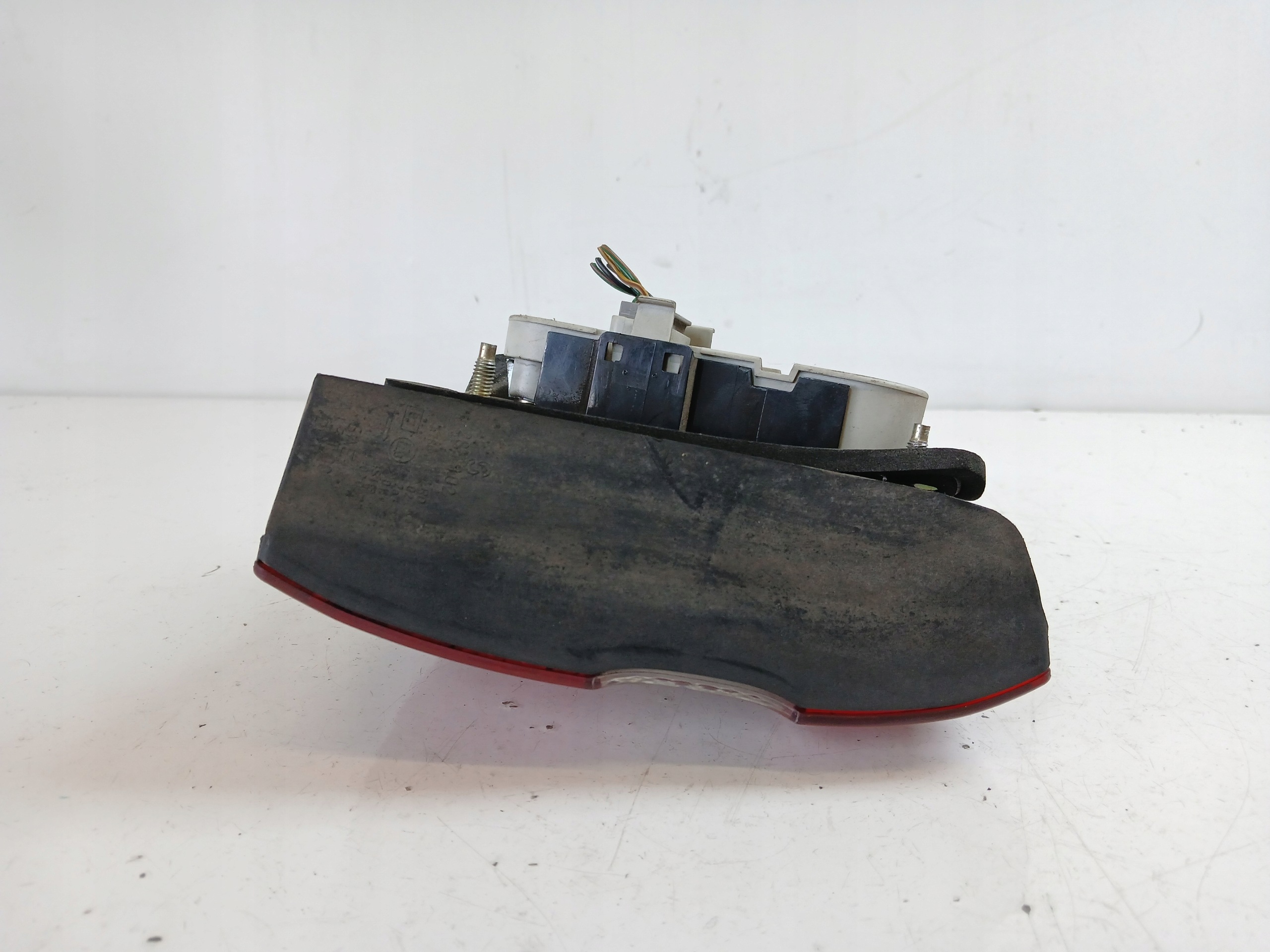 VOLVO V40 and light right rear part