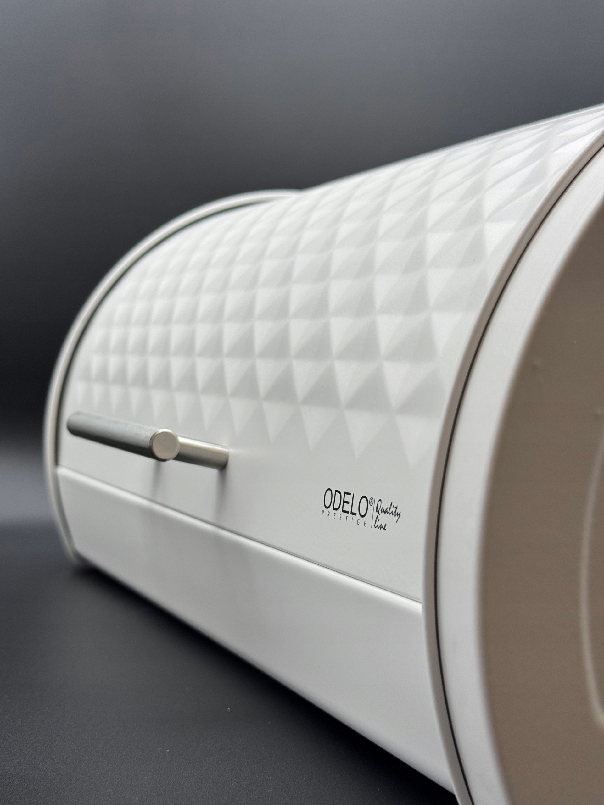 CHLEBAK POJEMNIK NA CHLEB PIECZYWO BULKI STAL BIAŁY Kształt inny