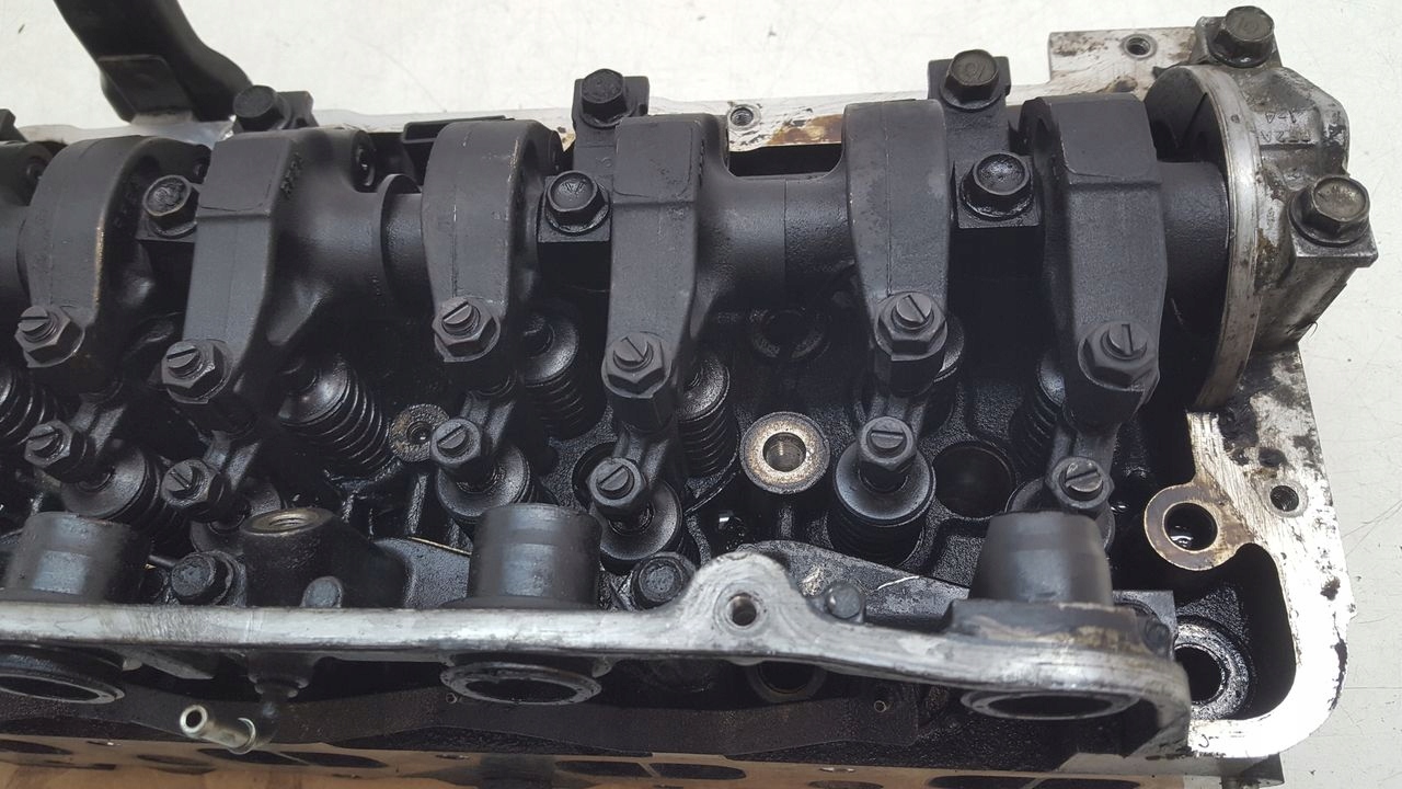 head. of the engine Mazda 5 2,0 CITD