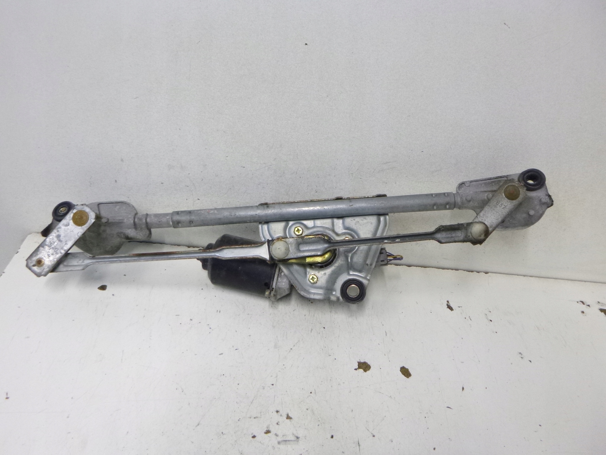 wiper mechanism front Suzuki Liana 2001r.