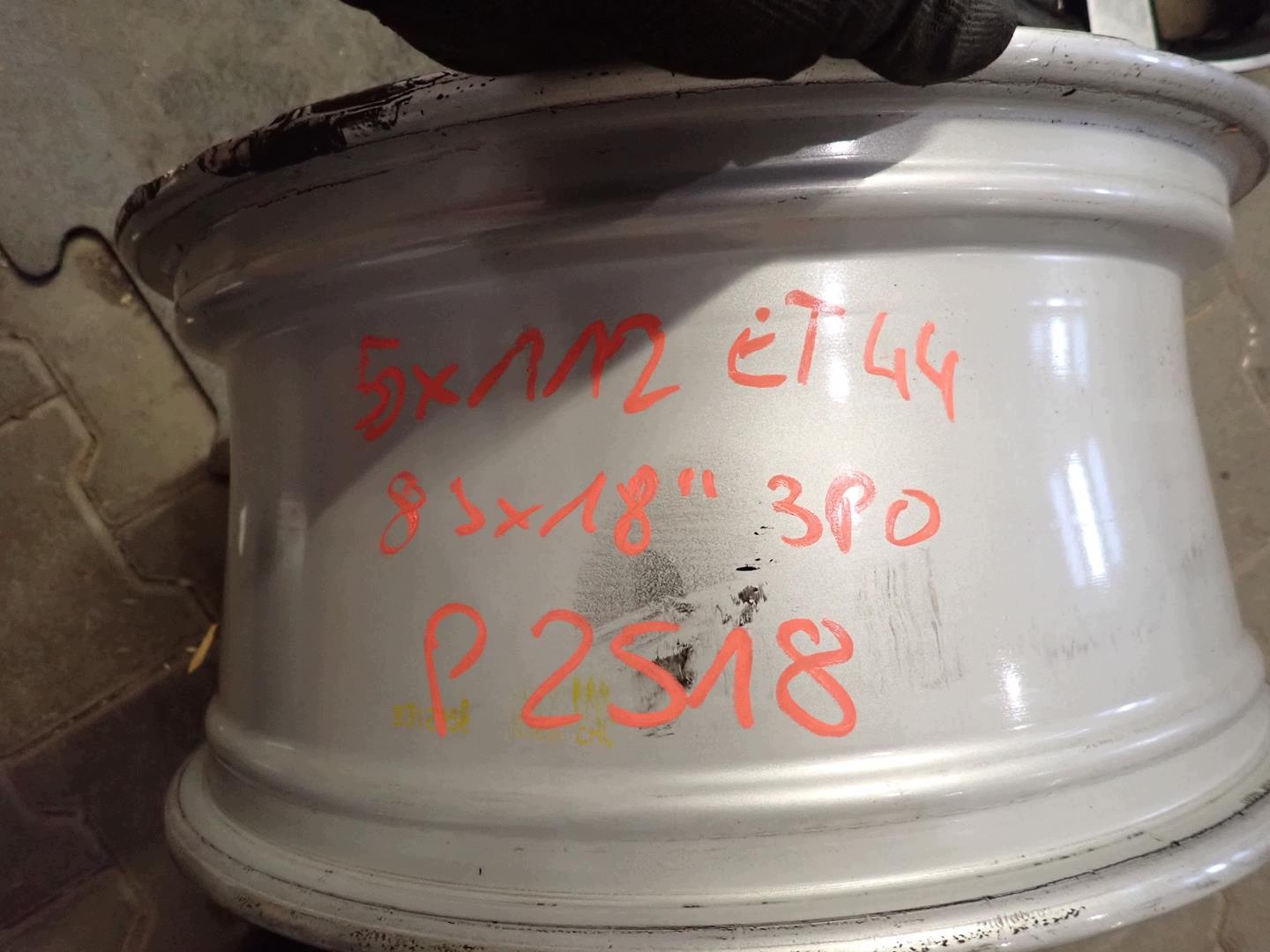 disk disk SKODA 3P0 5x112 ET44 8J 18" 3P0601025H
