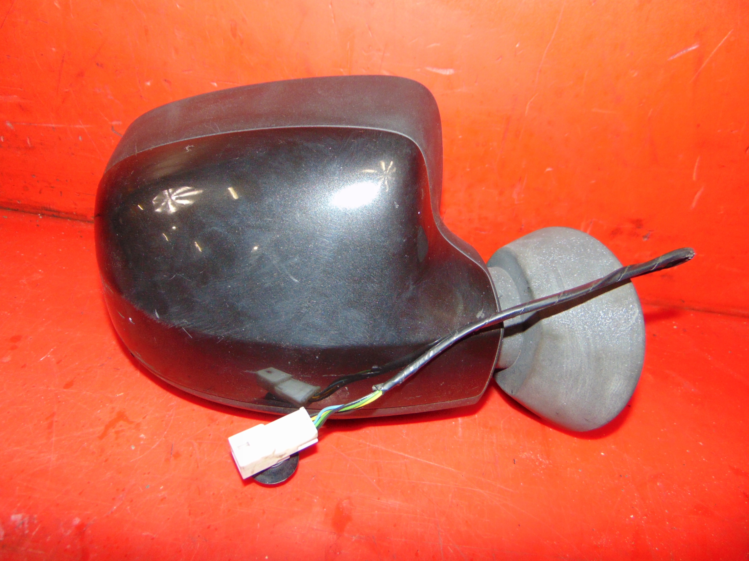 DACIA SANDERO and 08- mirror right 5 PIN EU NV676