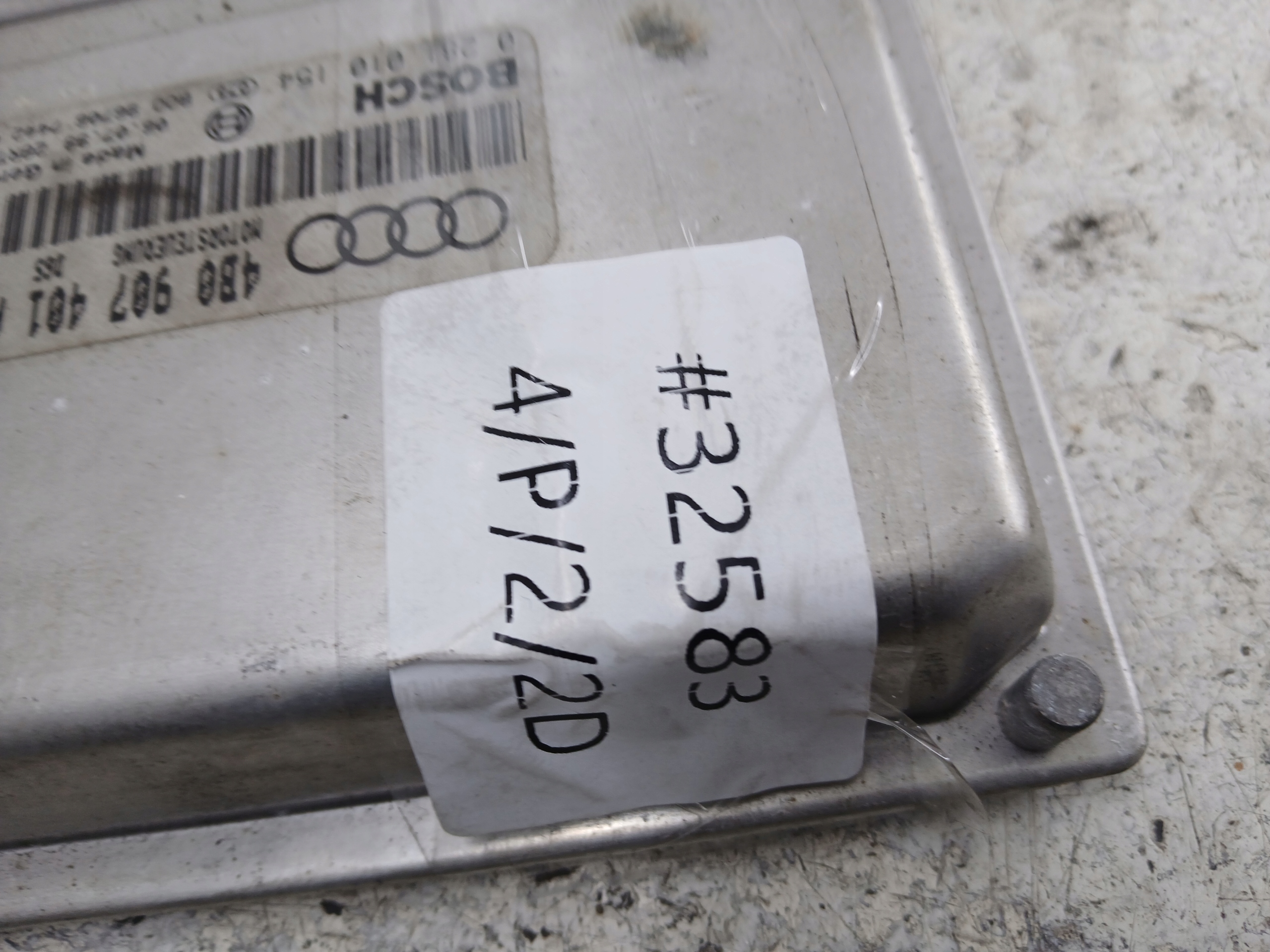 AUDI A6 C5 2.5 TDI control unit of the engine 4B0907401AA