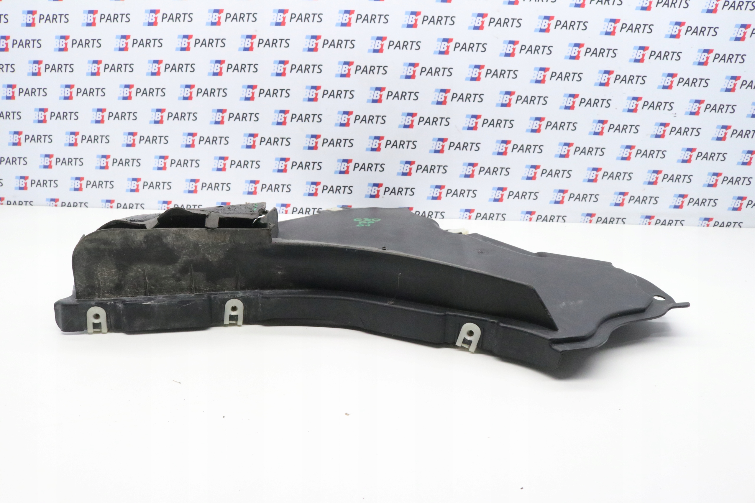 BMW G30 G31 mudguard right front front 7478704