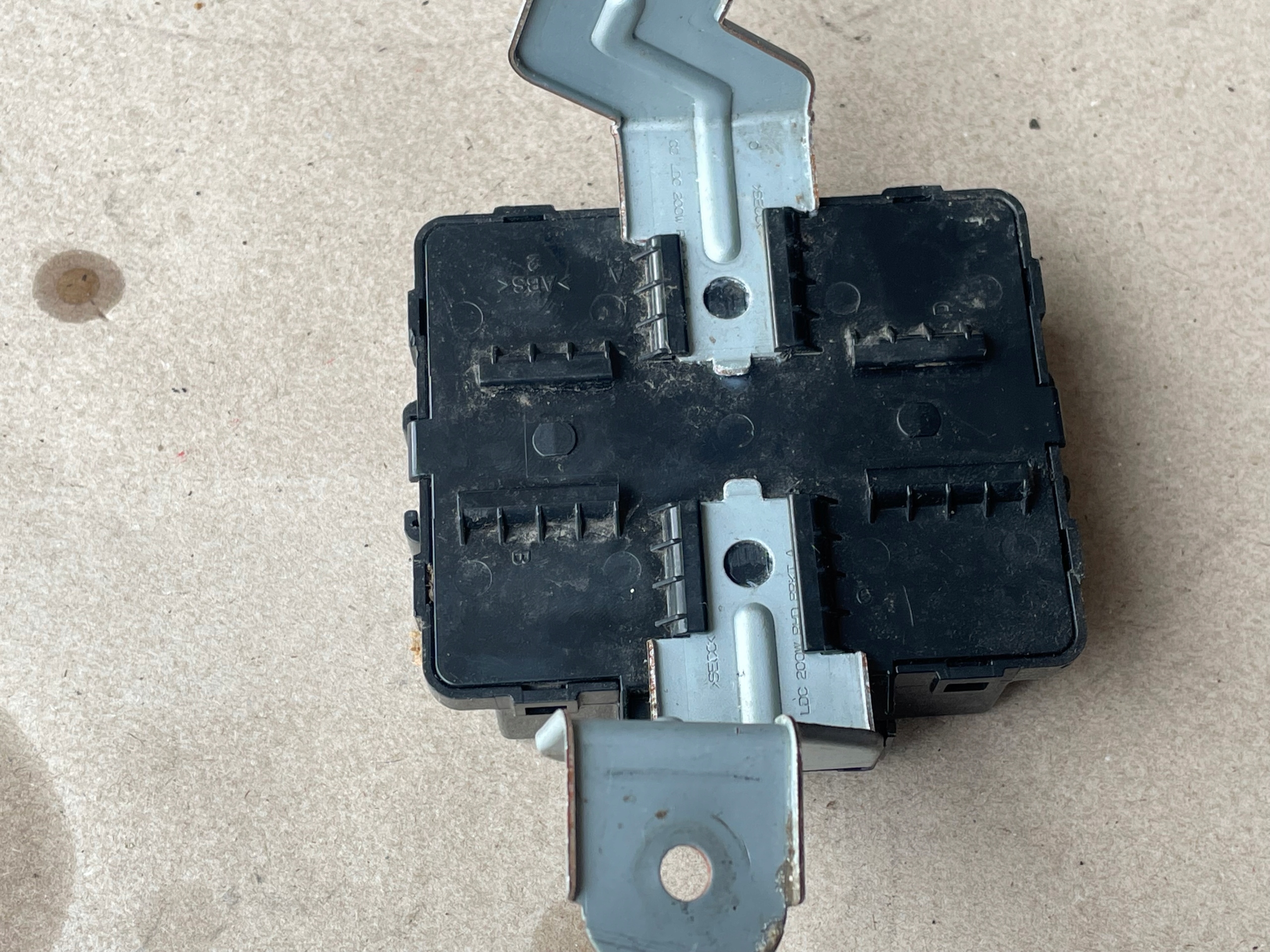 KIA CEED III module ASSY 95300-J7100