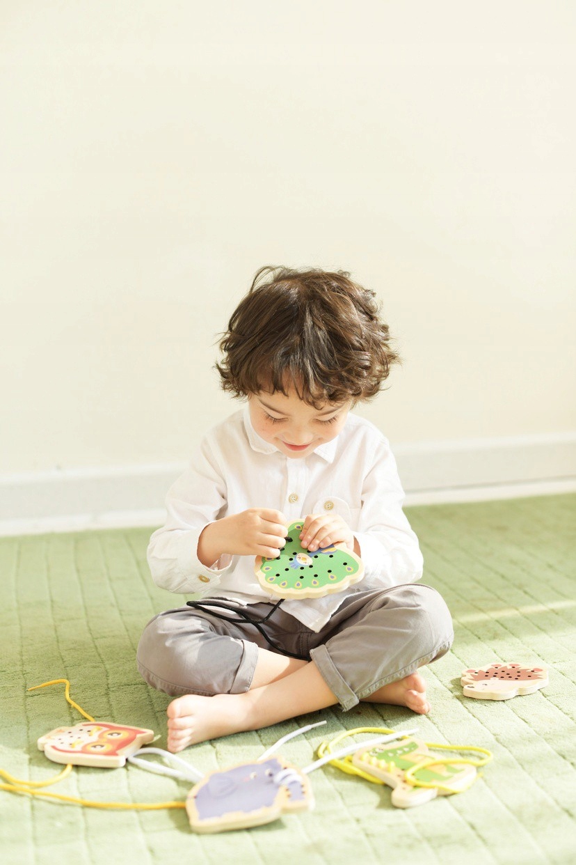 NAWLEKANKA PRZEPLATANKA SZNUROWANKA CLASSIC WORLD Kod producenta CW20115