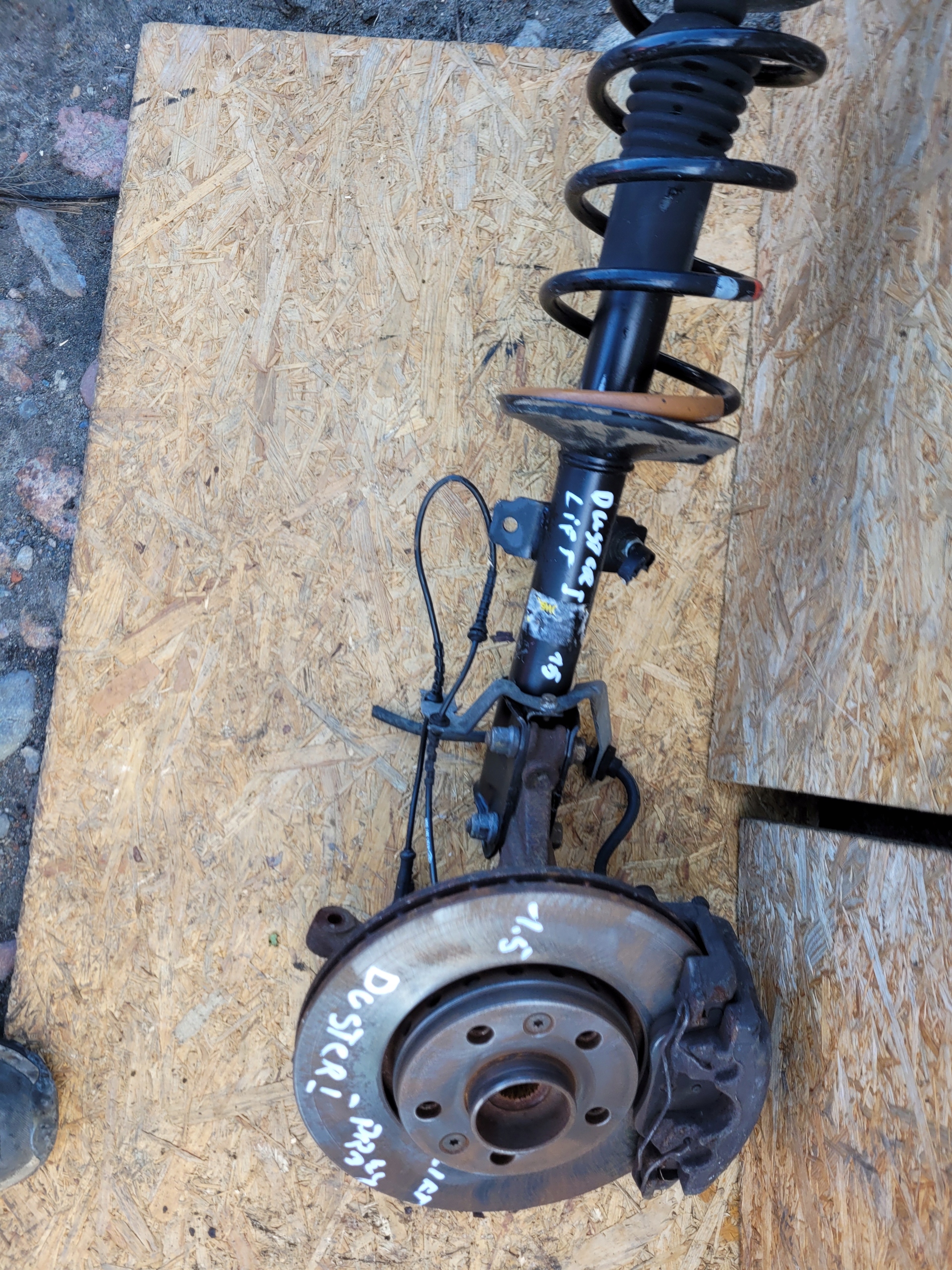 swing right DACIA DUSTER and LIFT