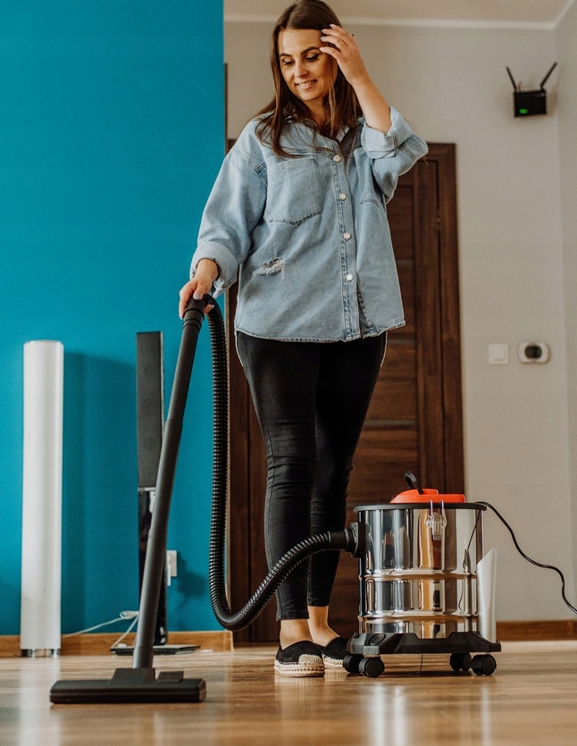 ODKURZACZ PRZEMYSŁOWY LEHMANN HADDO POPIOŁU KOMINKA GRUZU TURBO 2000W Kod producenta MOCNY BEZWORKOWY DO GIPSU GRUZU POPIOŁU