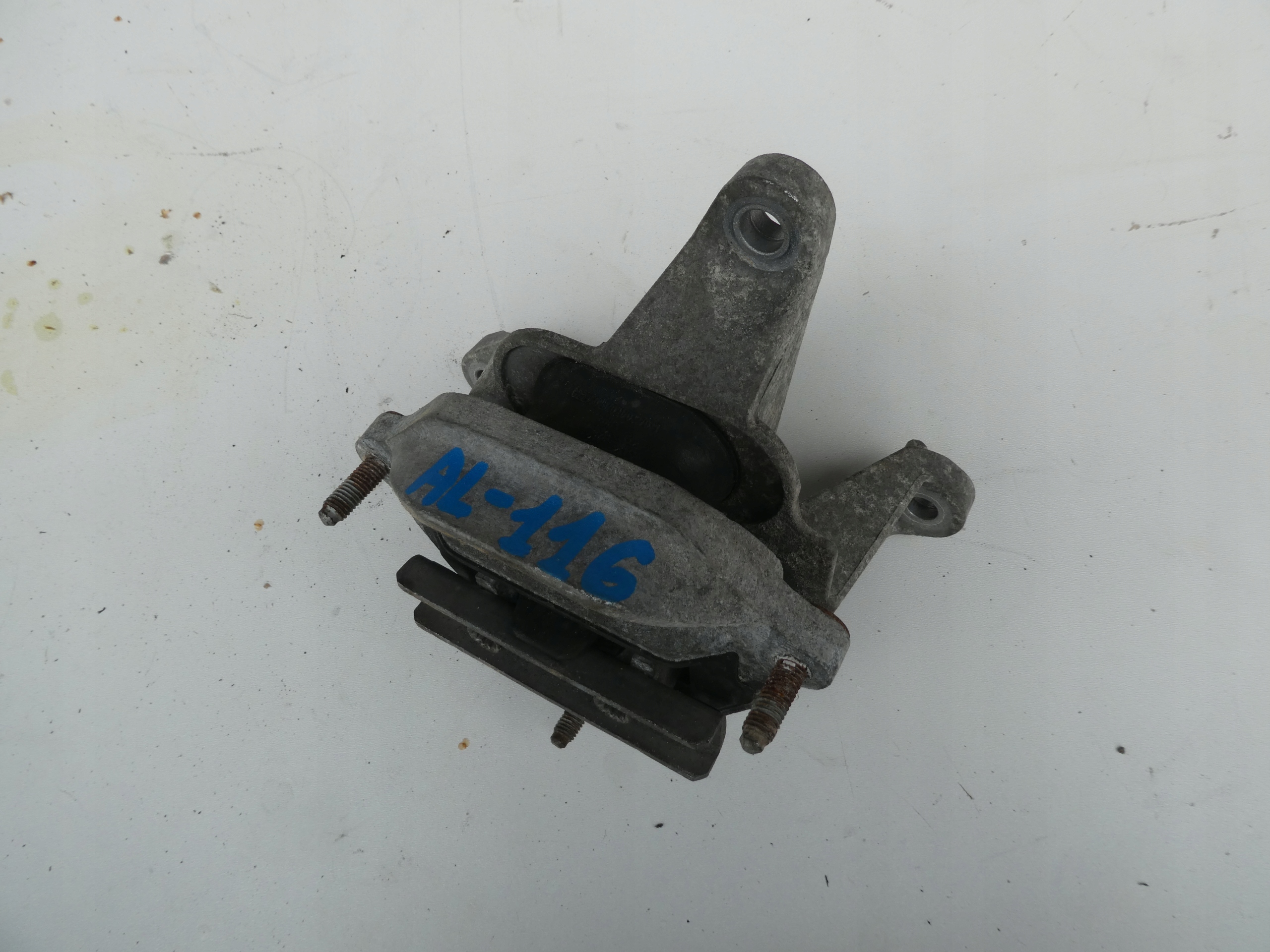 AUDI A4 B8 A5 Q5 holder gearbox mounting 8K0399151