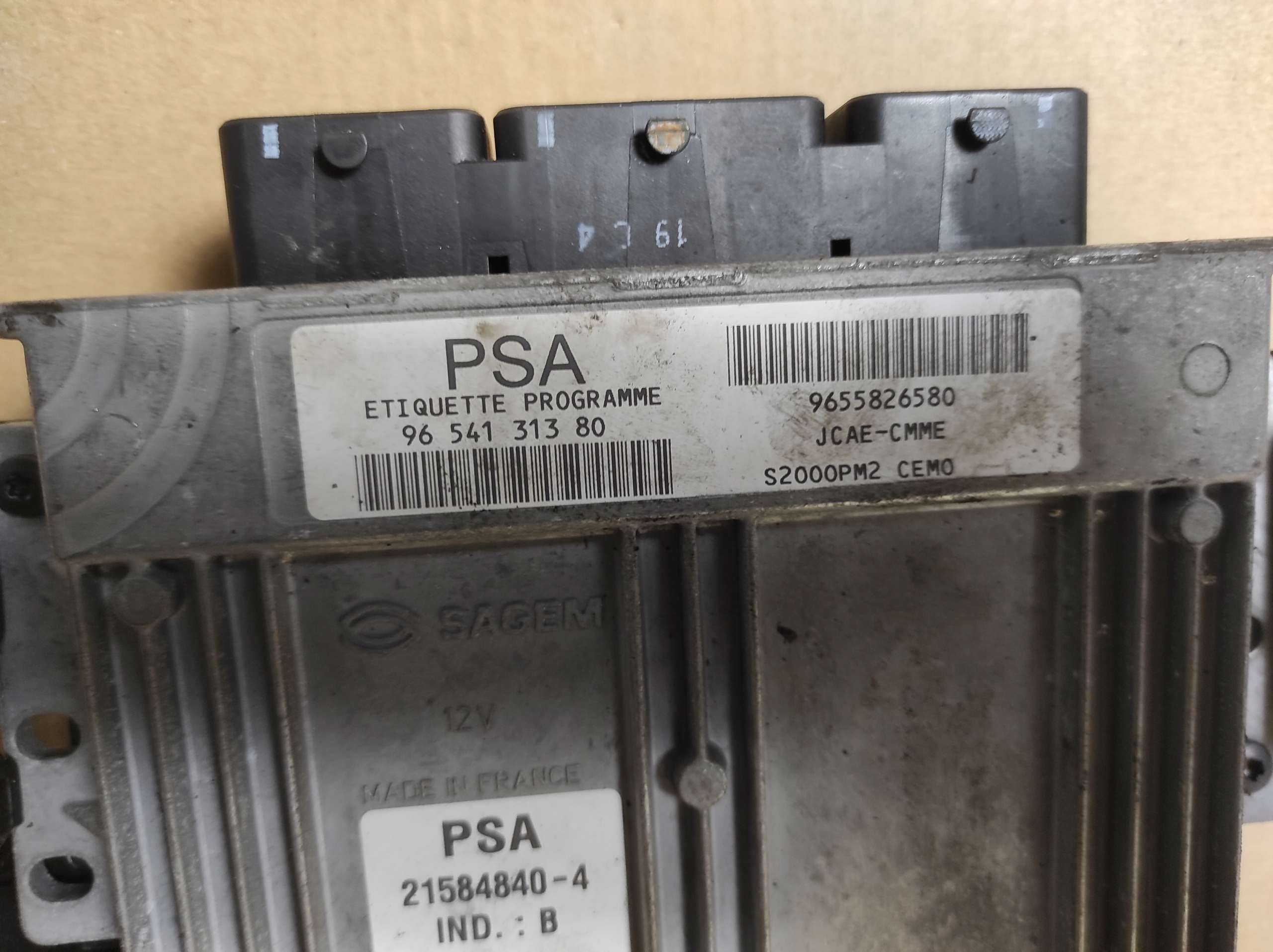 PEUGEOT 407 1.8 B computer control unit 9654131380