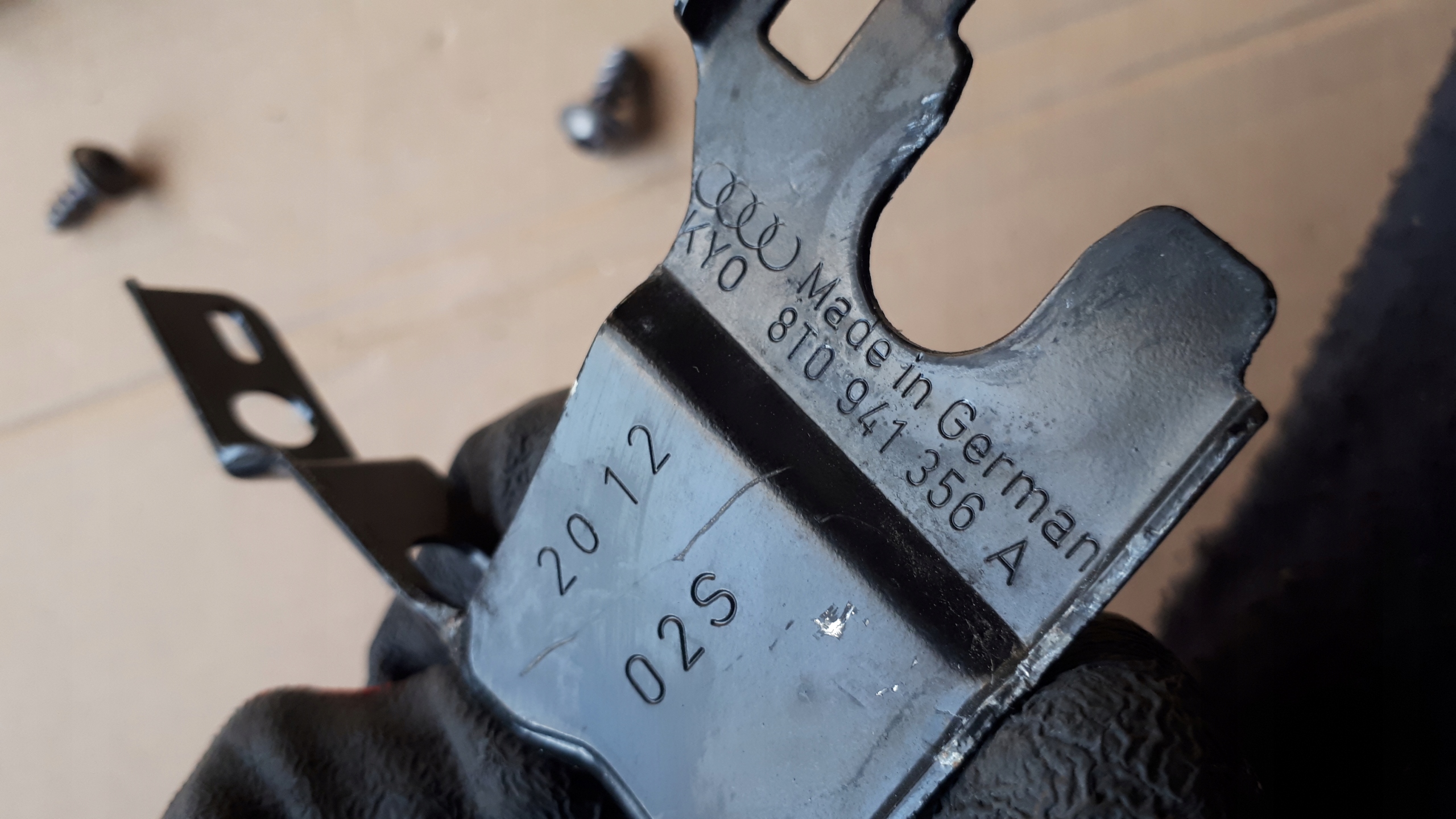 A4 B8 LIFT bracket holder lights supports left right