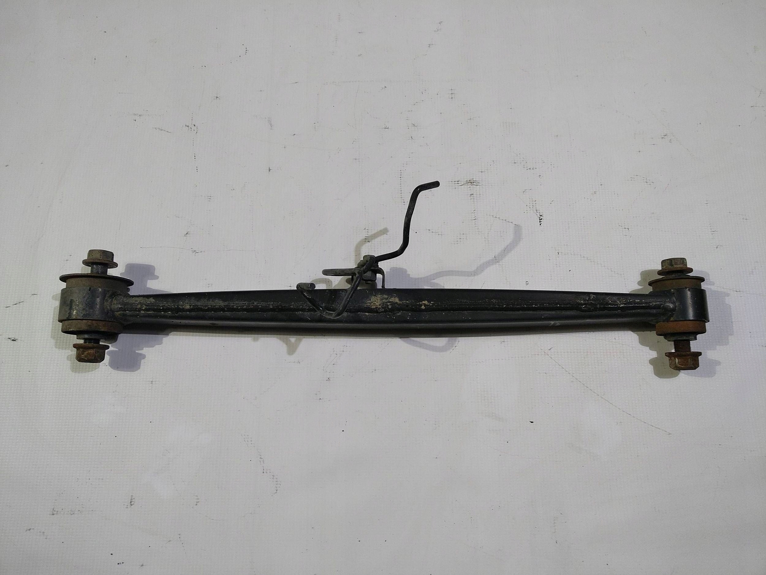 arm rear part rear lower right left Dodge RAM 1500 2013