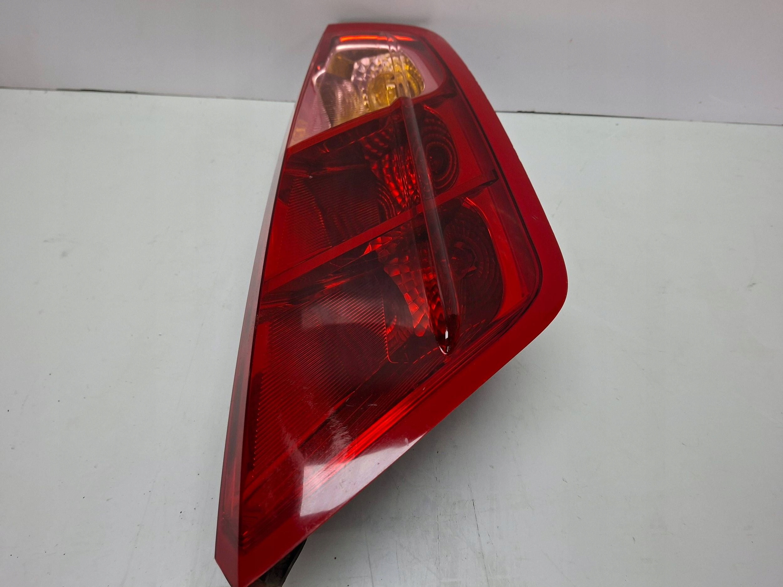 light rear right 51701590 FIAT GRANDE PUNTO 2006