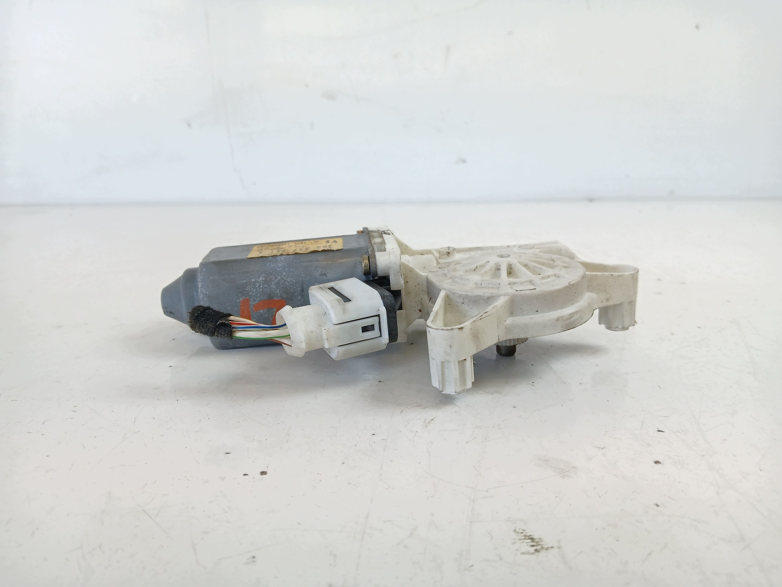 VW PASSAT B5 mini motor windows right front 3B4837751A