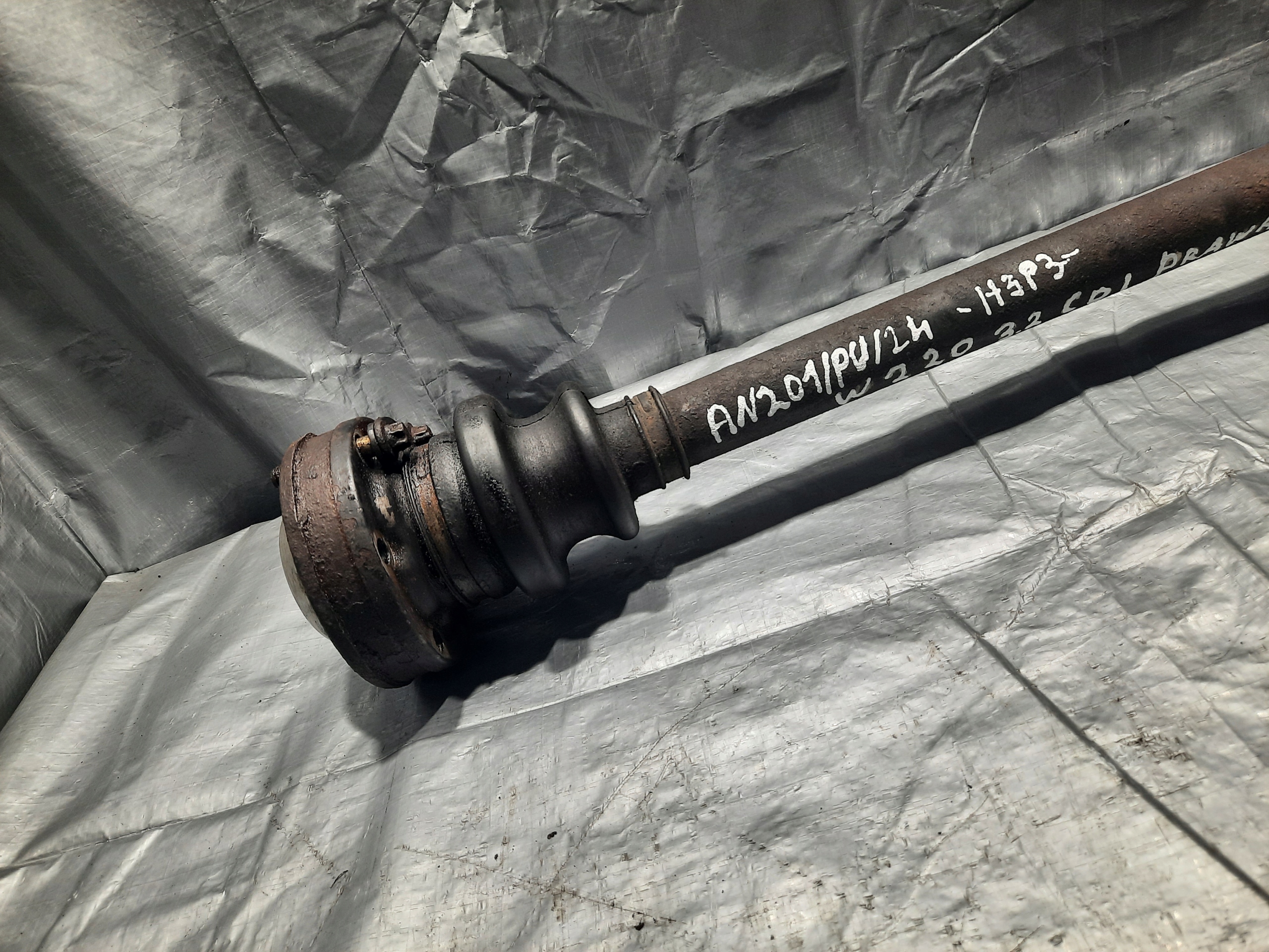 Mercedes W220 3.2 CDI semi-axis semi-axis left right rear part