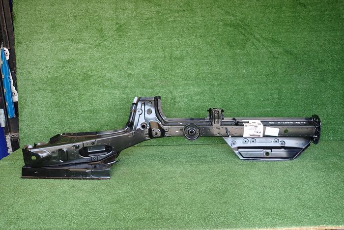 KIA X-CEED XCEED 19- quarter left rear rear part