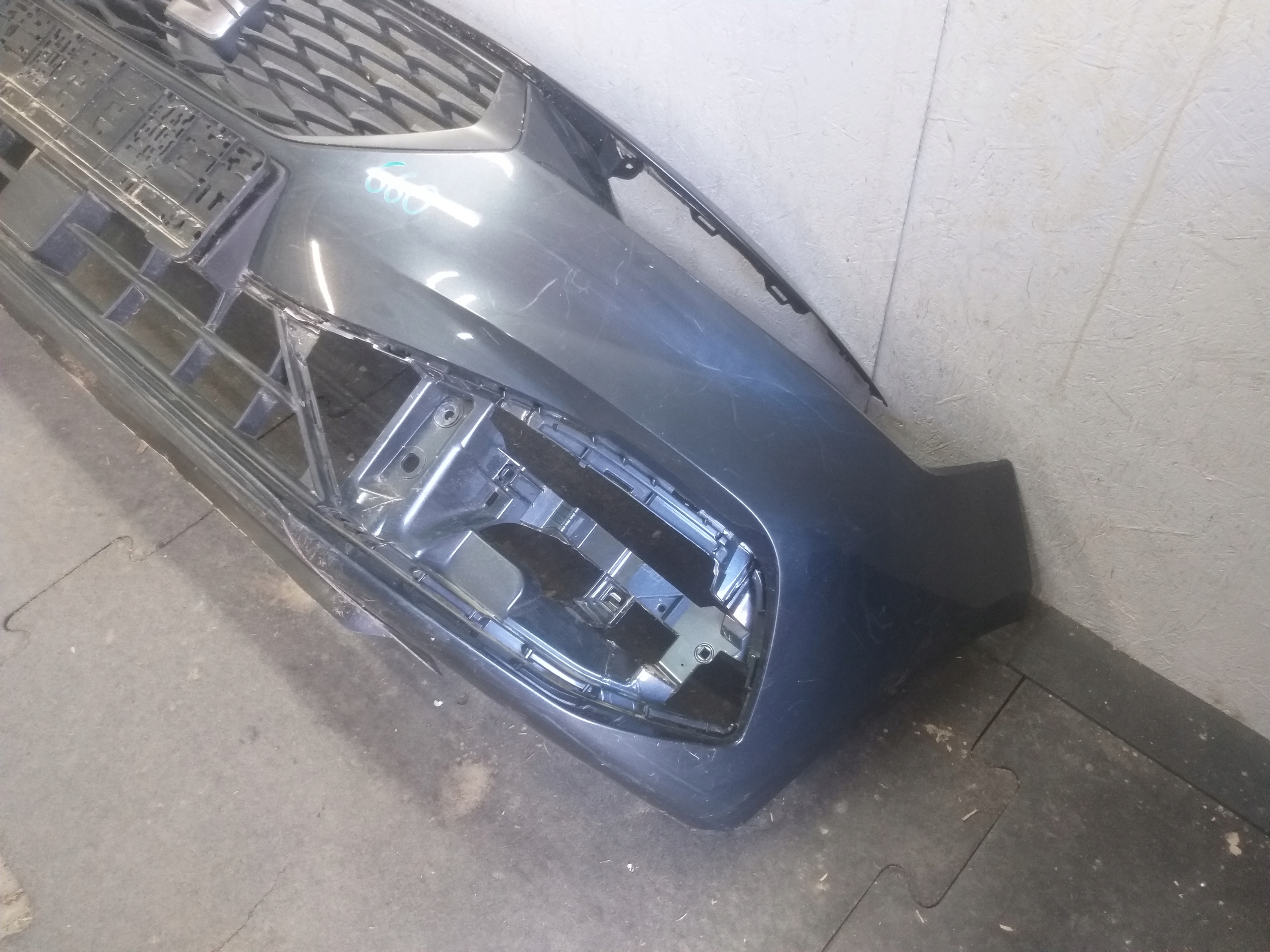 STOSSSTANGE VORNE SEAT LEON IV 4