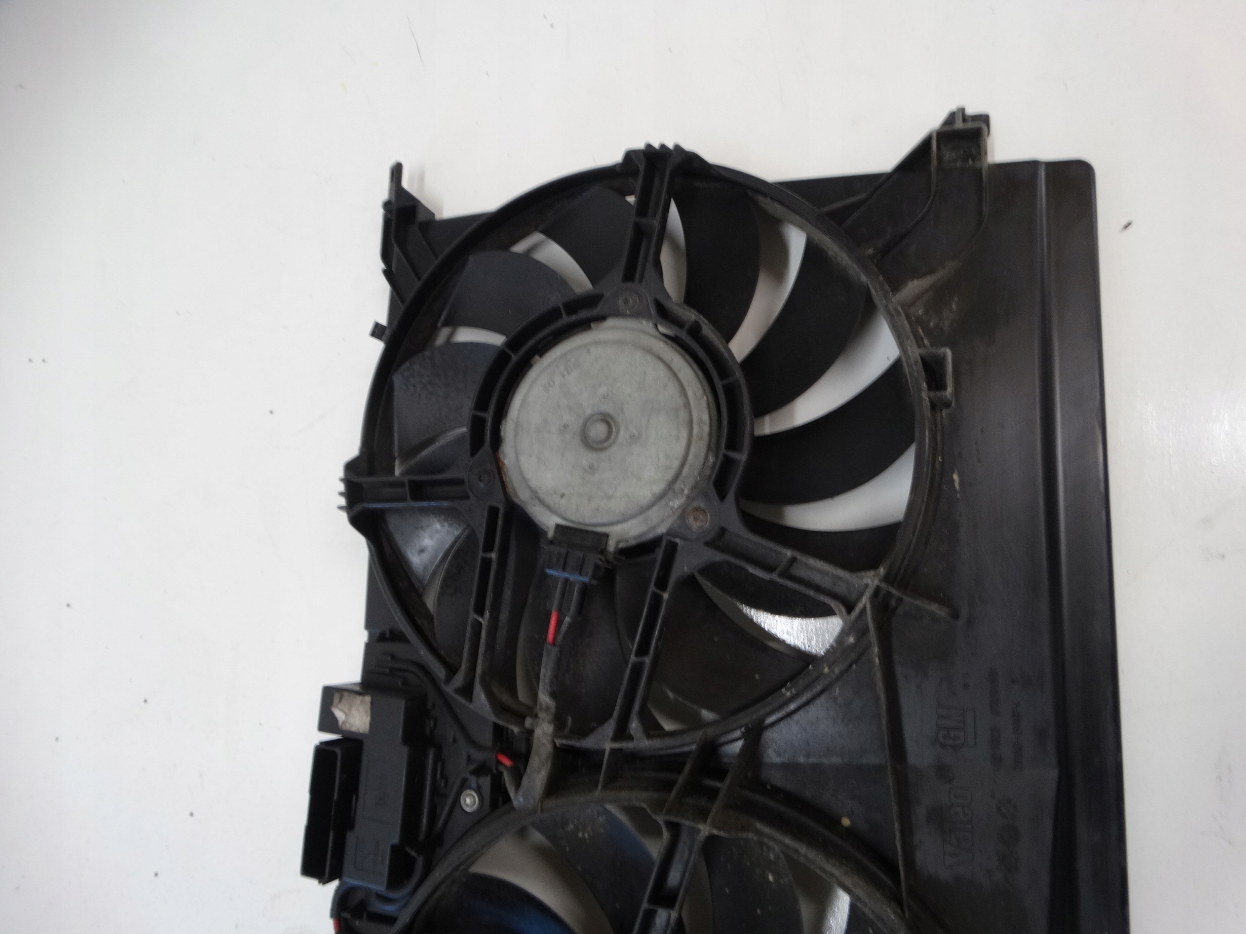ventilátor chladiče OPEL VECTRA C 2.2DTI 24410991