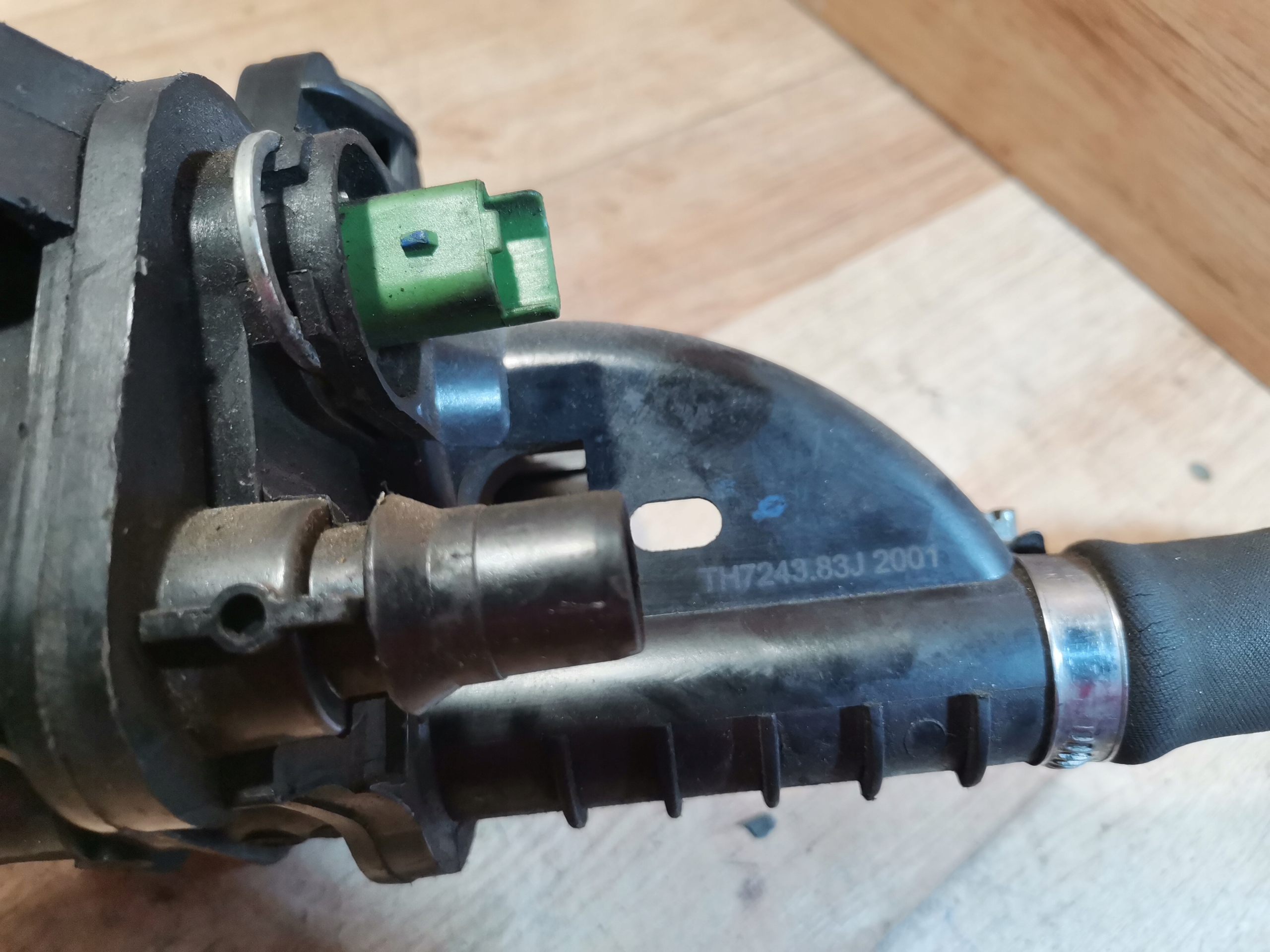 csomag TERMOSTATU PEUGEOT CITREON 1.6 E-HDI HDI