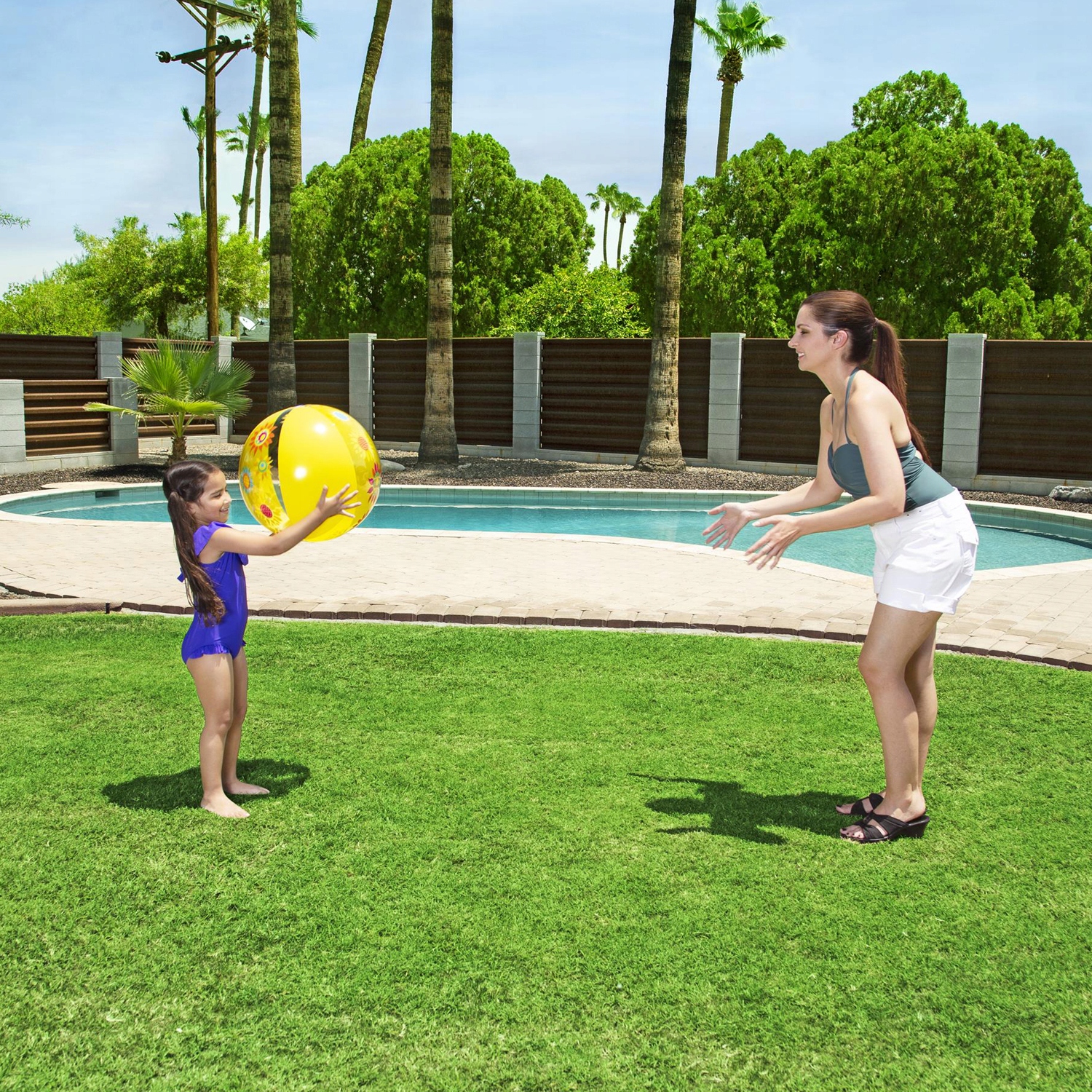 DUŻA PIŁKA PLAŻOWA DMUCHANA DO GRY NA BASEN OGRODOWY MORZE Bestway WZORY Bohater Inny