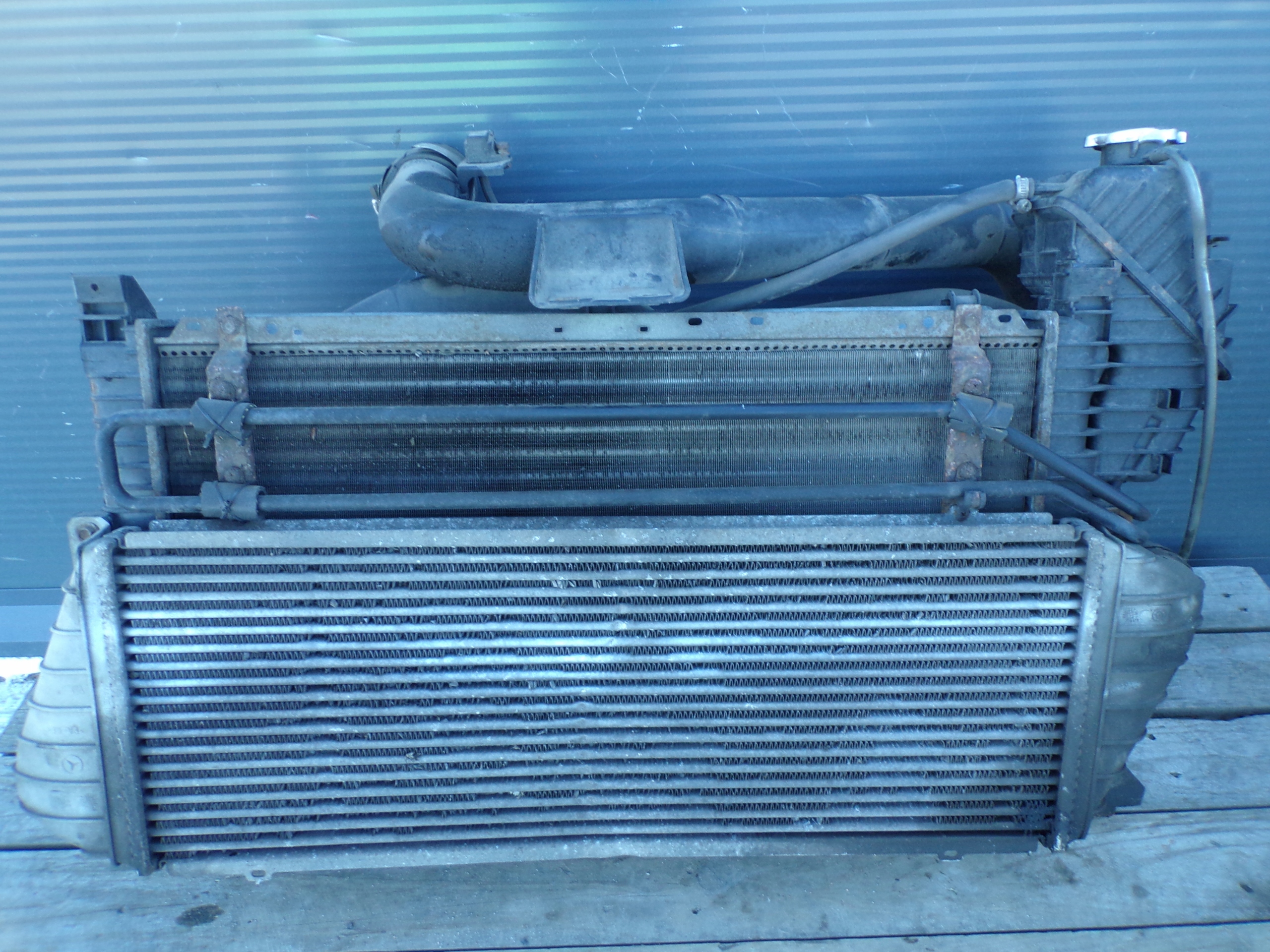 radiatore MERCEDES SPRINTER 901 2.9 TD