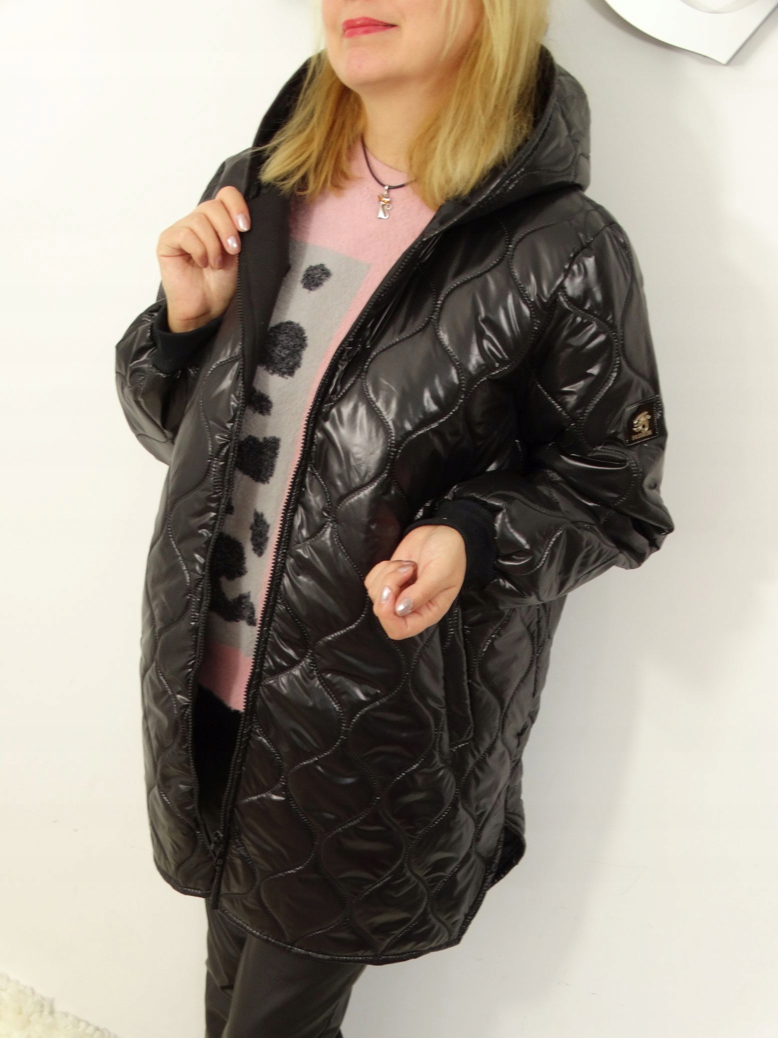

Kurtka Pikowana Przejściowa Lucy Plus Size 58 9XL