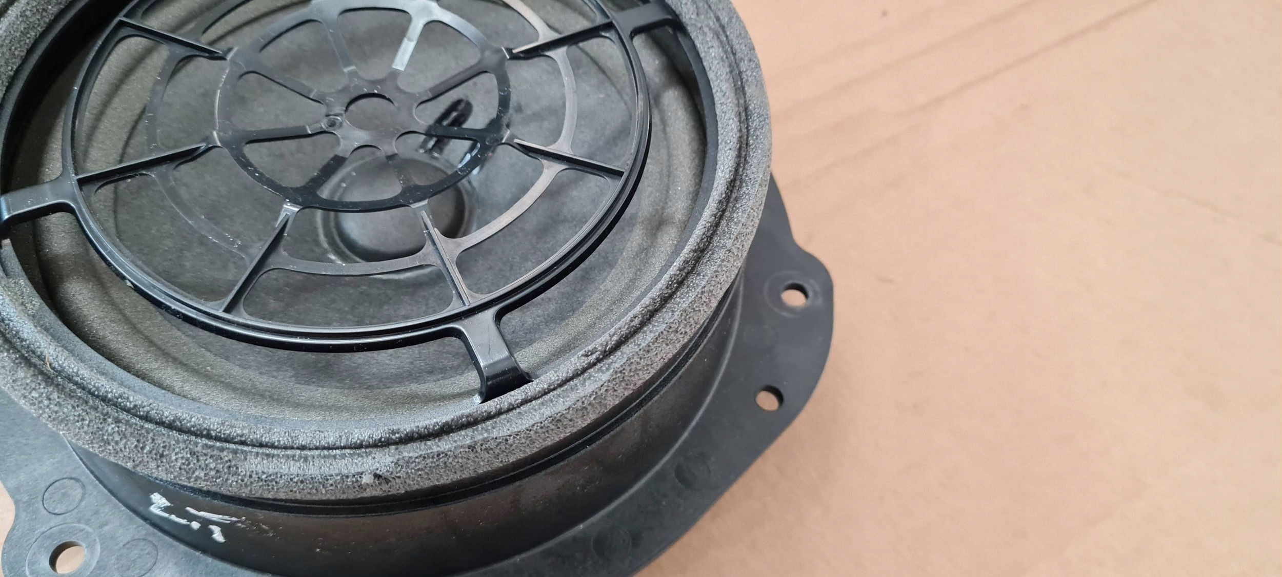 A4 B9 8W LIFT speaker left right rear part 8W5035411 A5 8W
