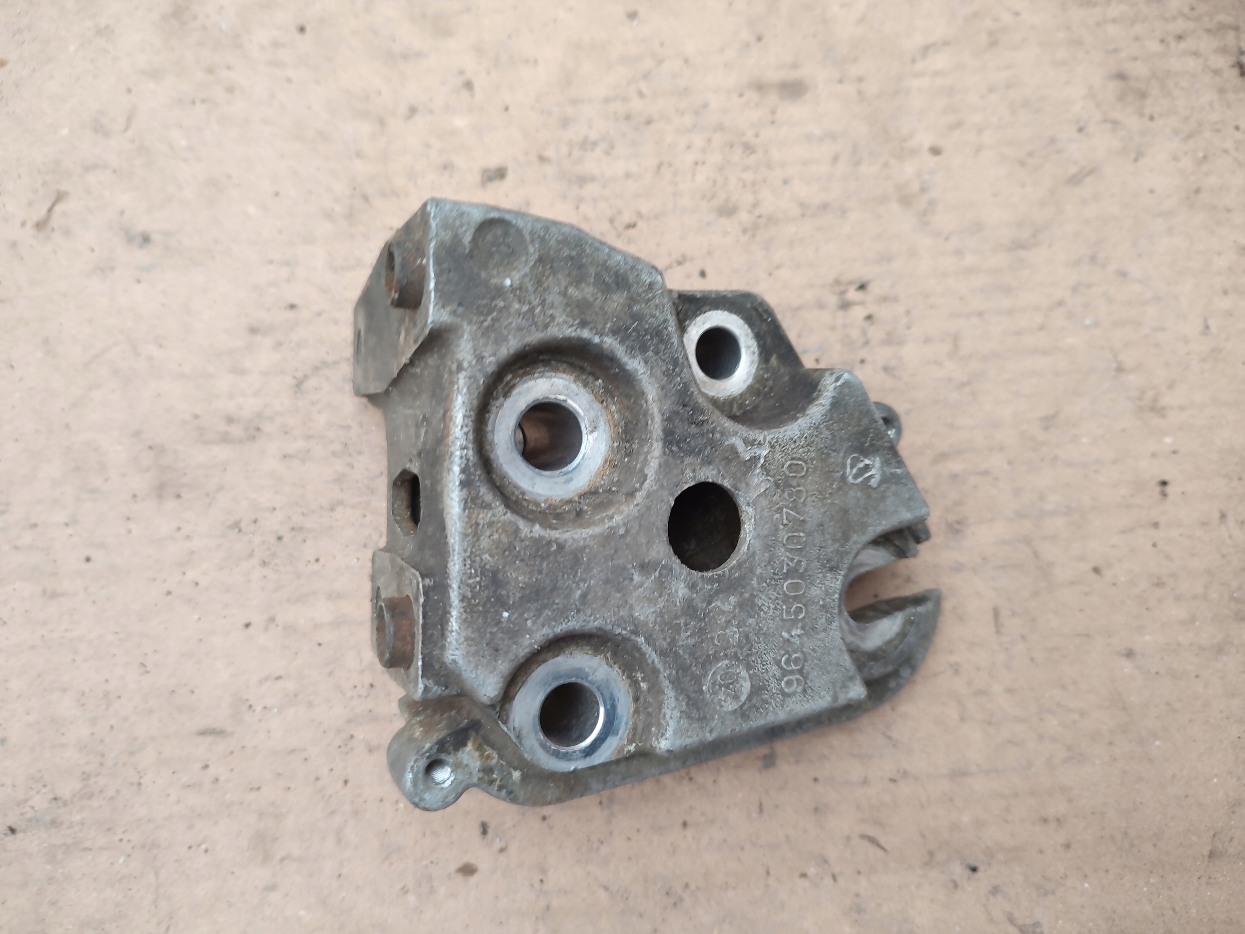 engine mount PEUGEOT 407 2.0 HDI 9645030780