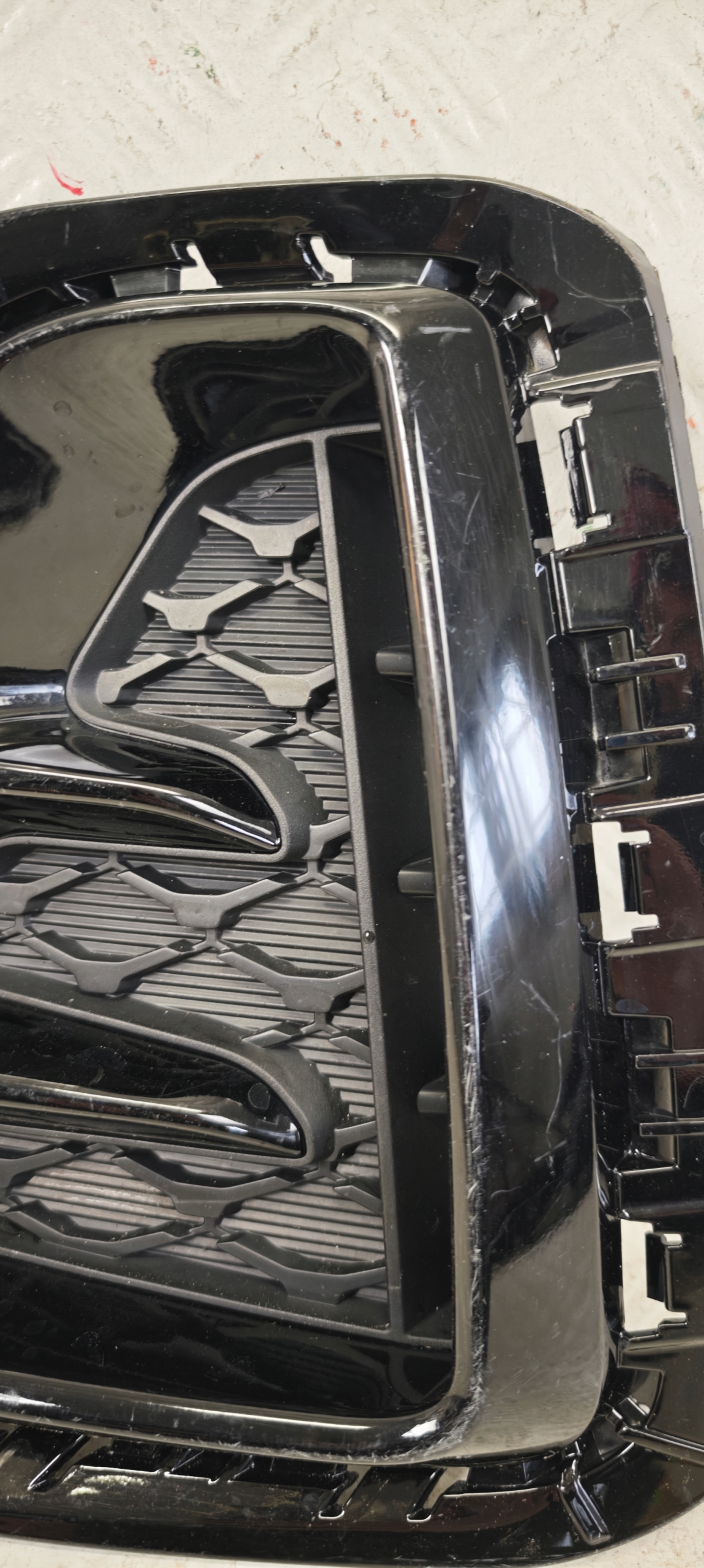 grid of a bumper right front KIA STONIC GT-LINE 865C4-H8KA0