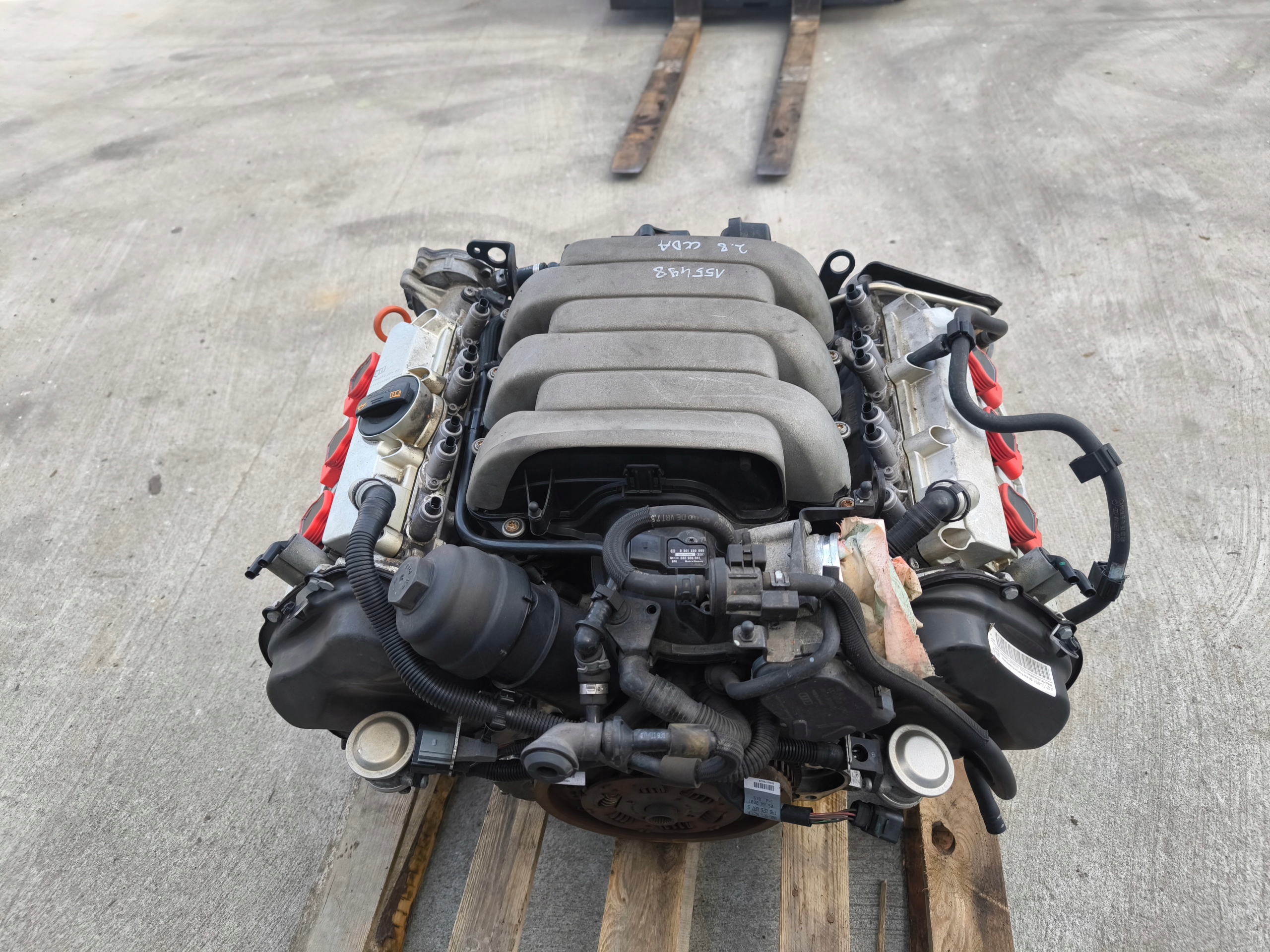 двигатель комплектный Audi A6 C6 A8 D3 2.8 оригинал