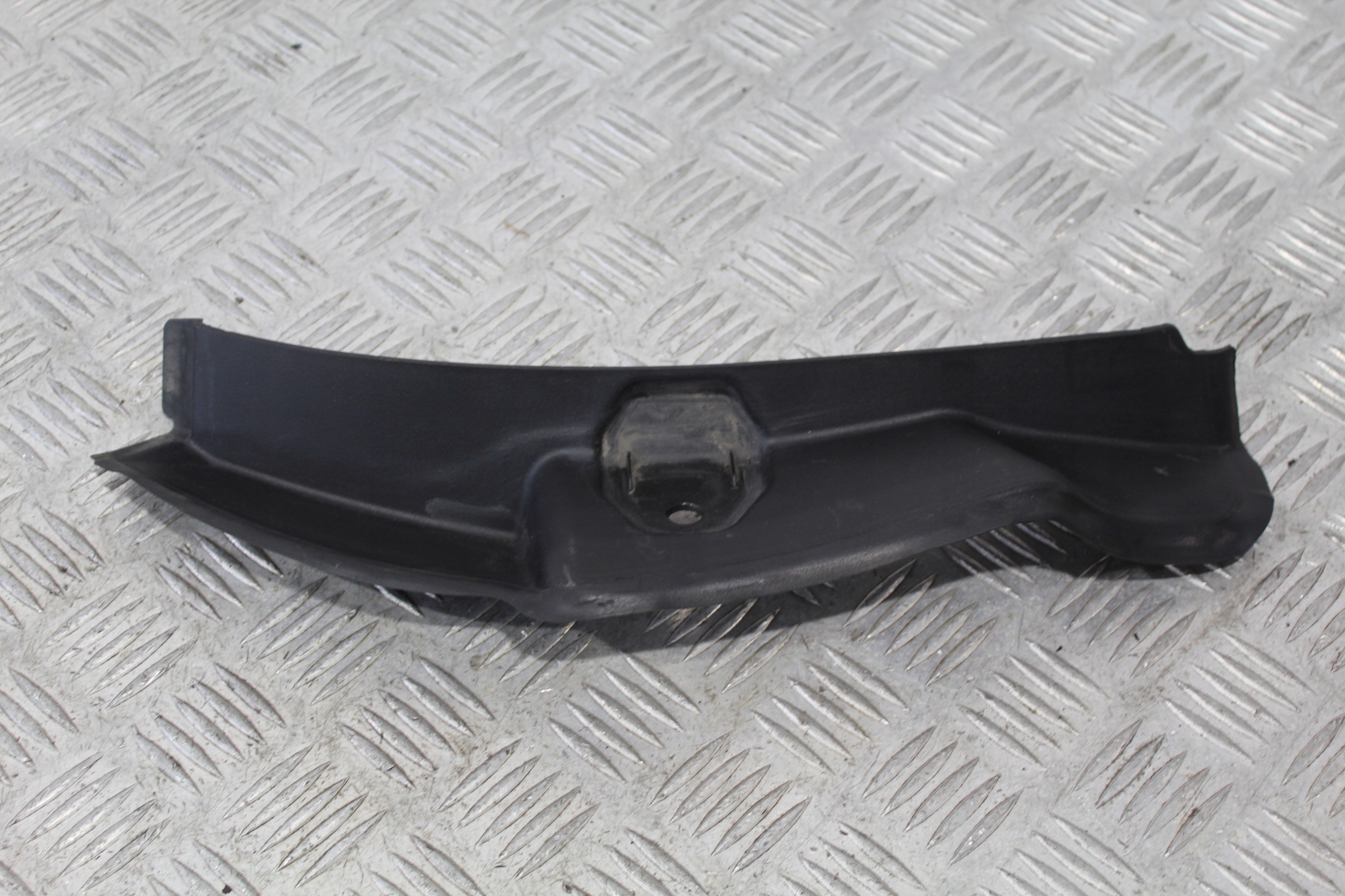 spoiler cover lights C-KLASA W205 A2056930633