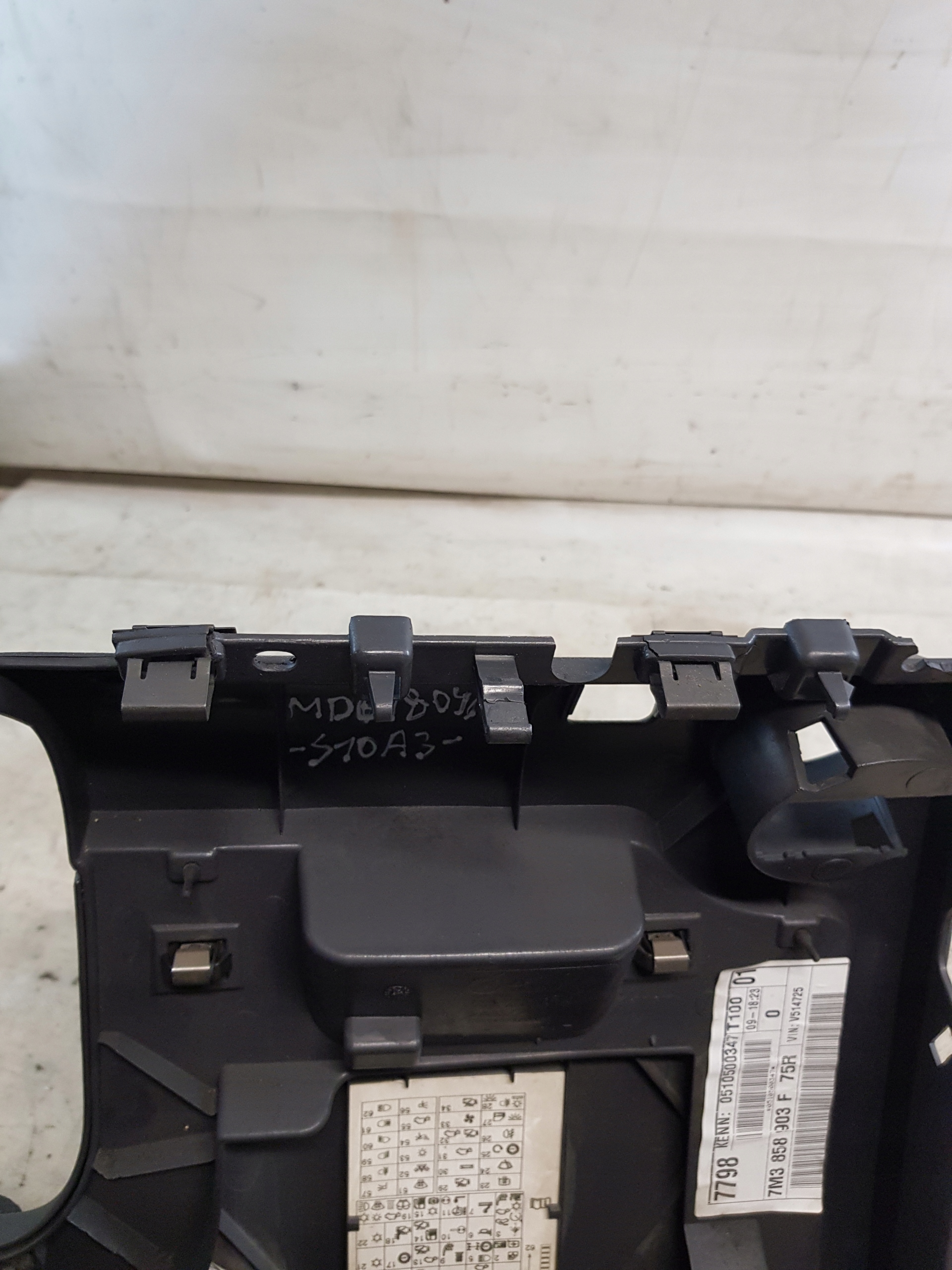 passenger compartment driver´s SEAT ALHAMBRA and FL 7M3858903F