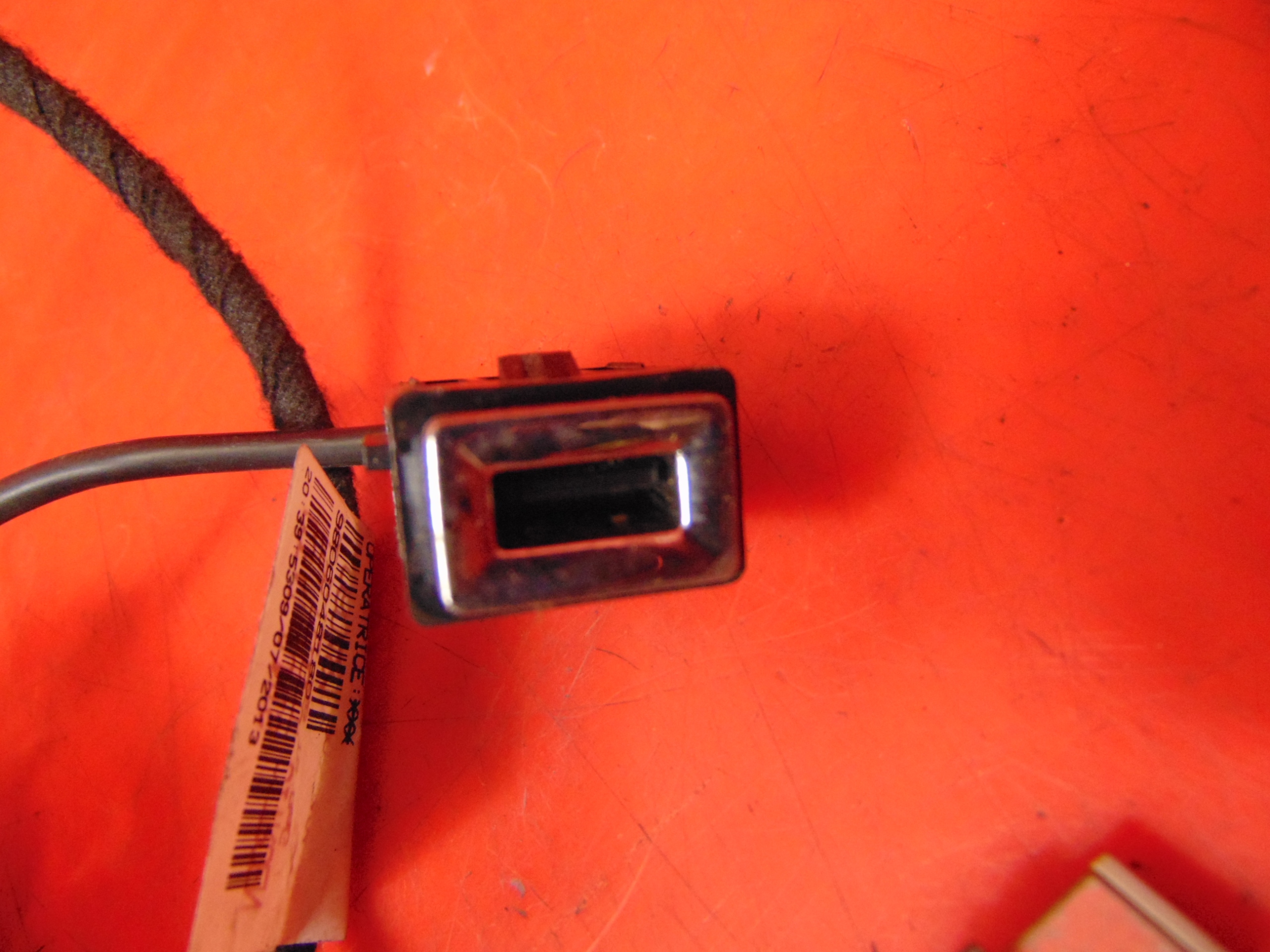 PEUGEOT 308 II T9 adapter PORT USB prijenos