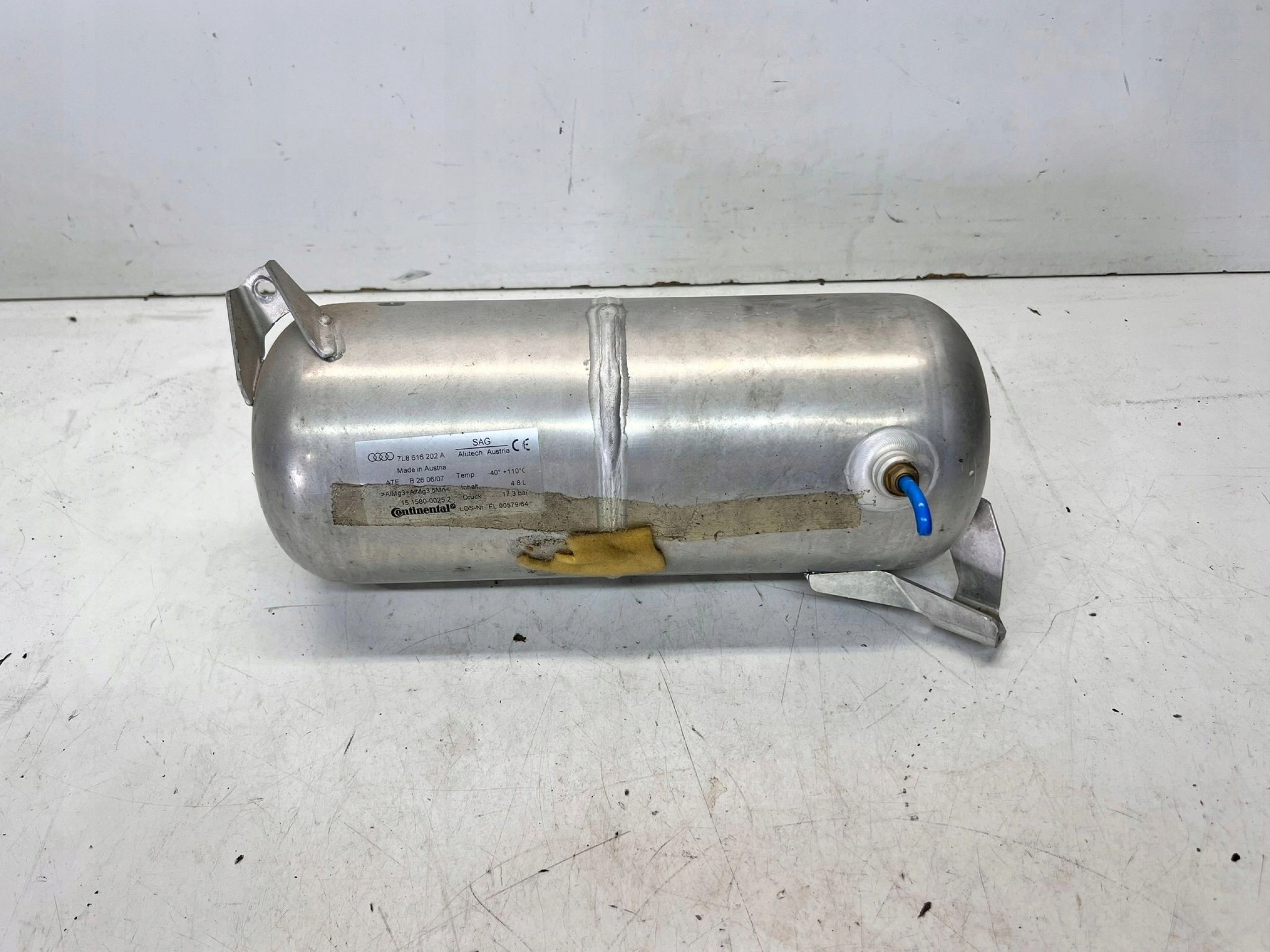Behälter luft Achsträgers AUDI Q7 4L 7L8616202A