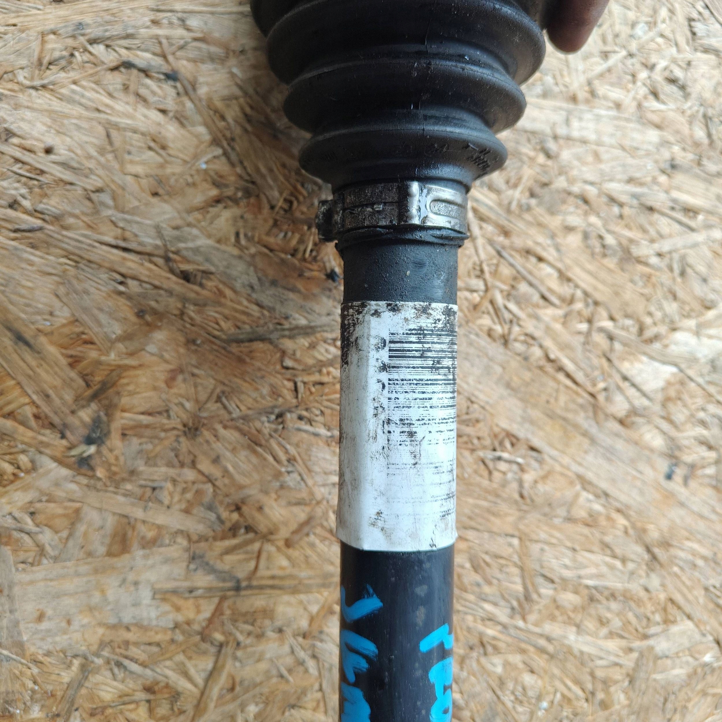 Citroen Jumpy expert proace vivaro semi-axis left 2.0 HDI 98061530