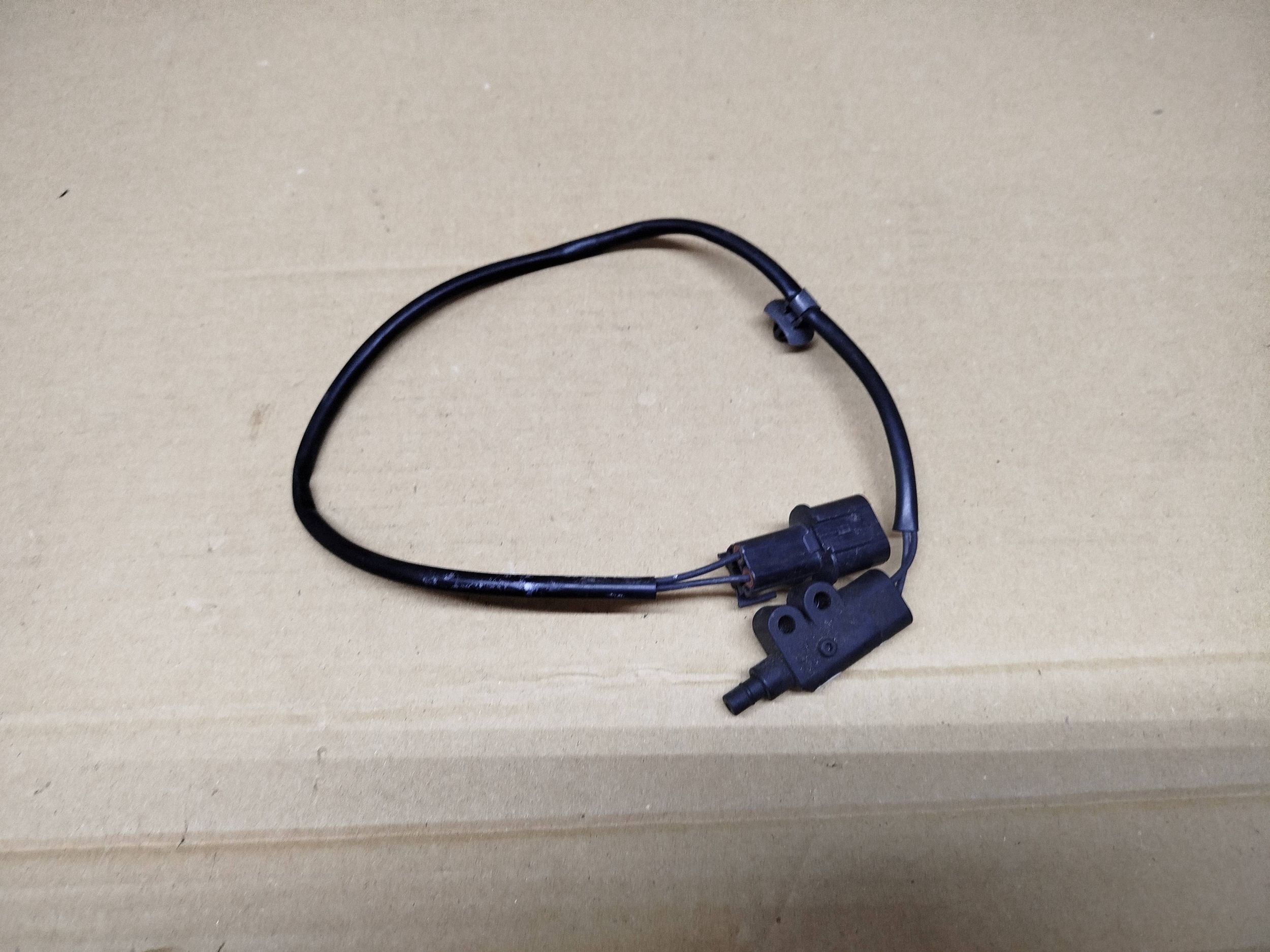 KIA RIO IV sensor OTWARCIA bonnets 13664-0B000 2019R