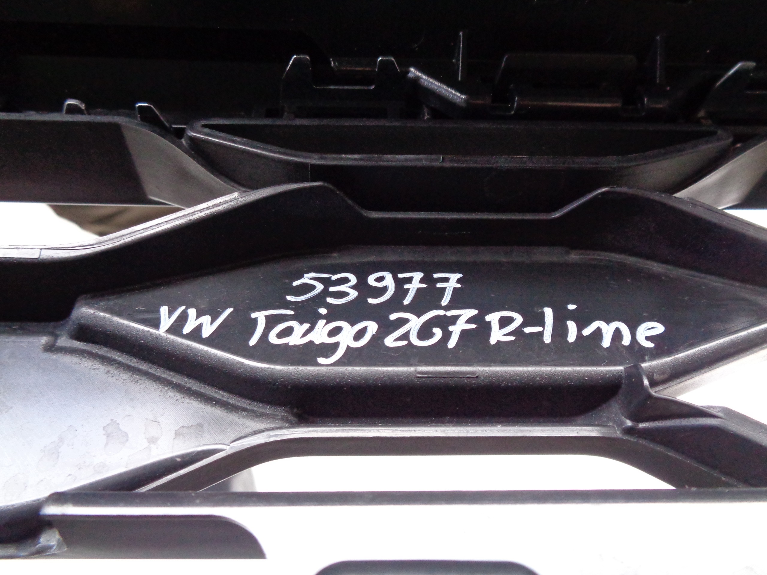 grille VW TAIGO 2G7 21- R-LINE NR 53977
