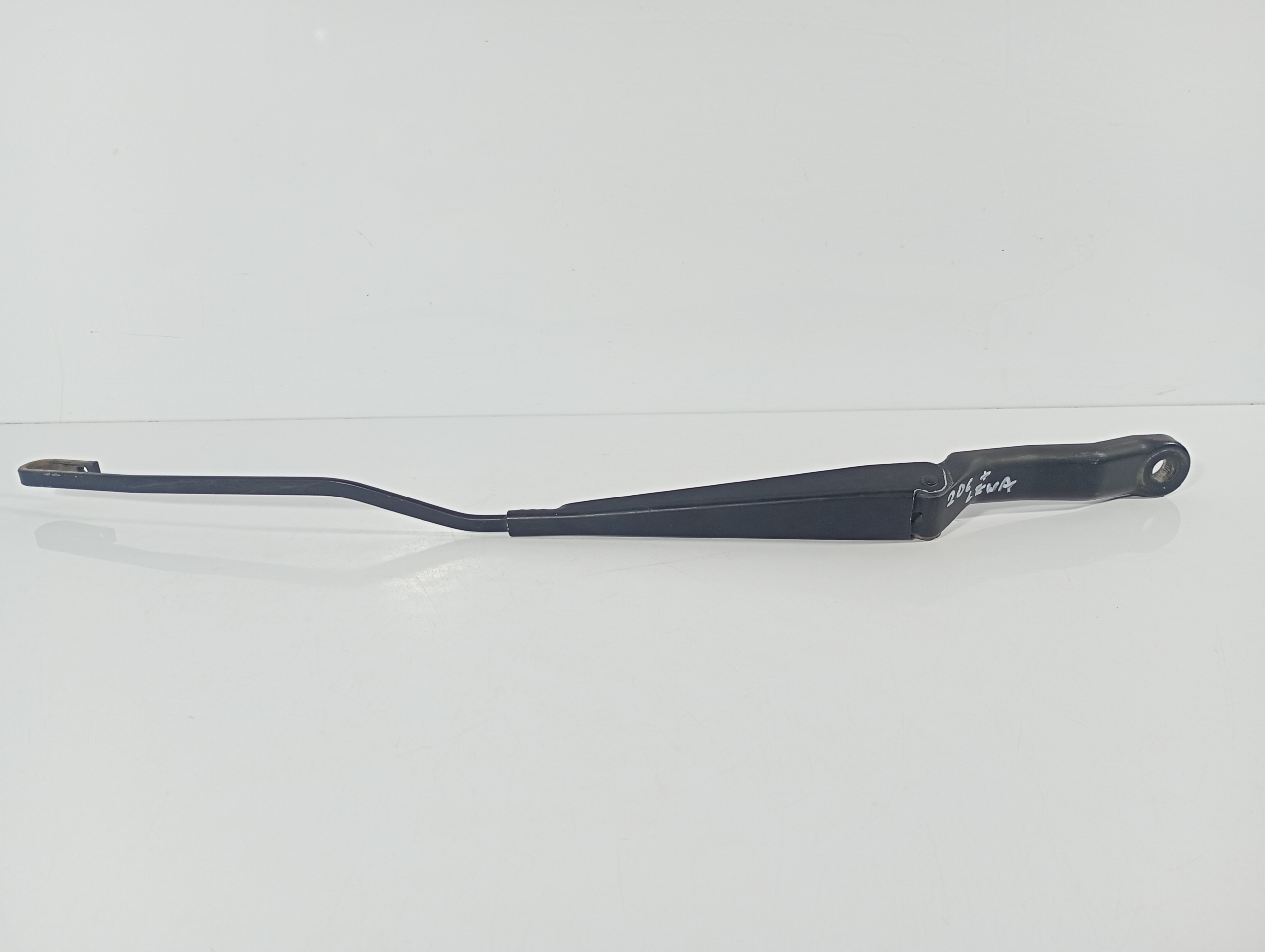 Peugeot 206 98-09 wiper arm right