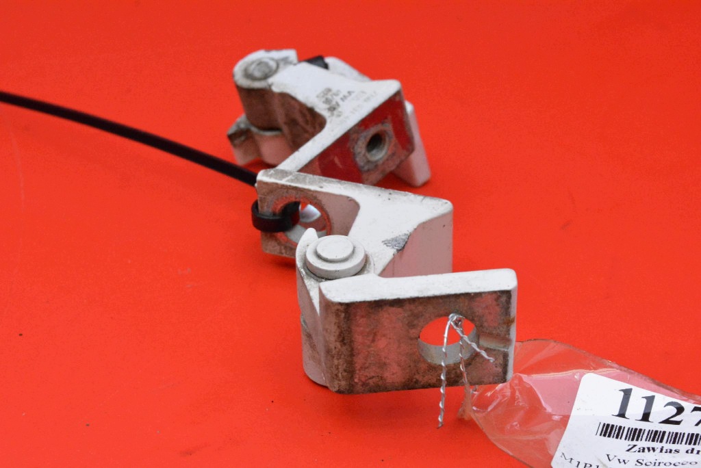 hinge hinges door left front 7N0831401 VW SCIROCCO 3 III 08-17