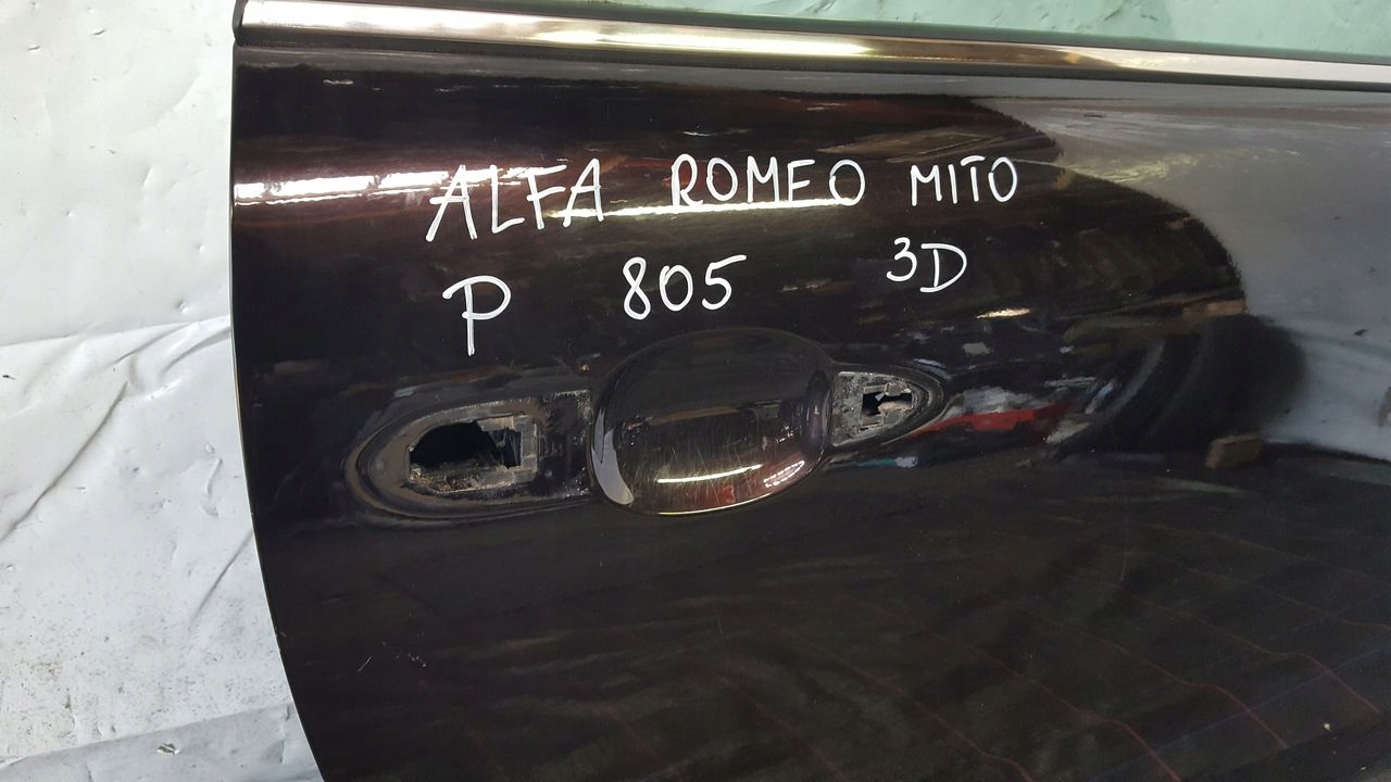 door front front right 805 Alfa Romeo Mito