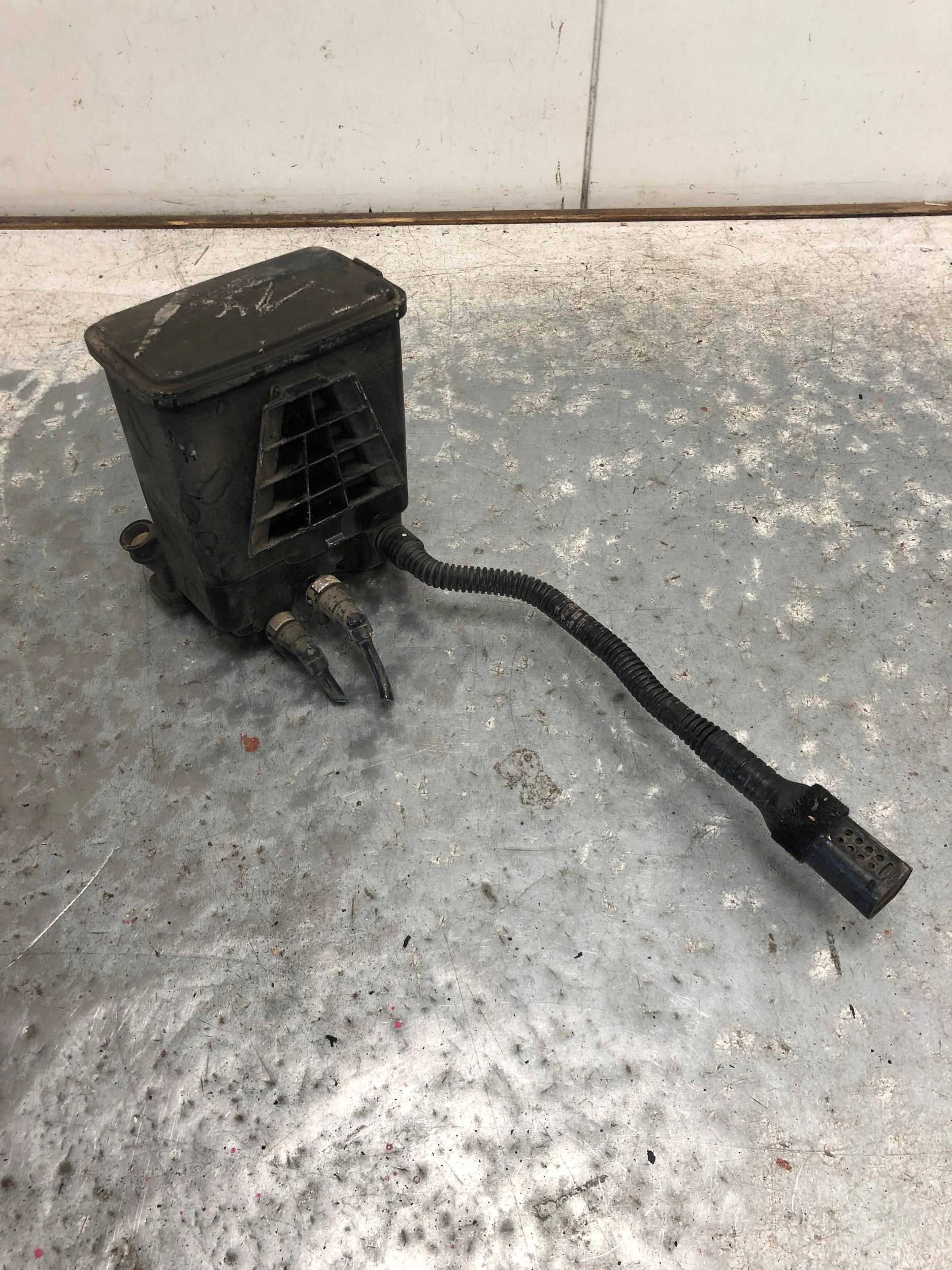 karbonski filter OPEL MERIVA B LIFT 13348456