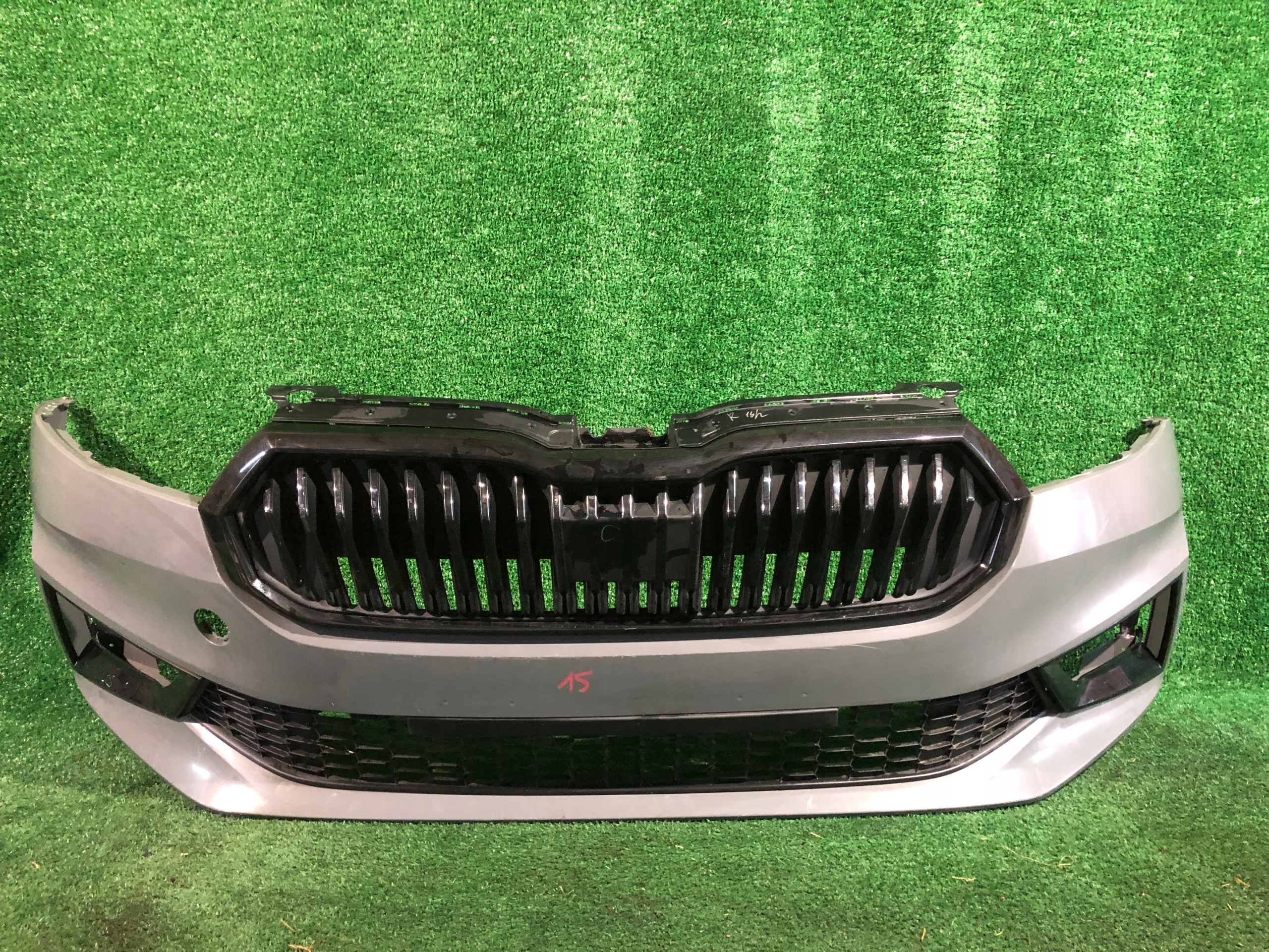 Frontstoßstange vorne SKODA FABIA IV NR.15