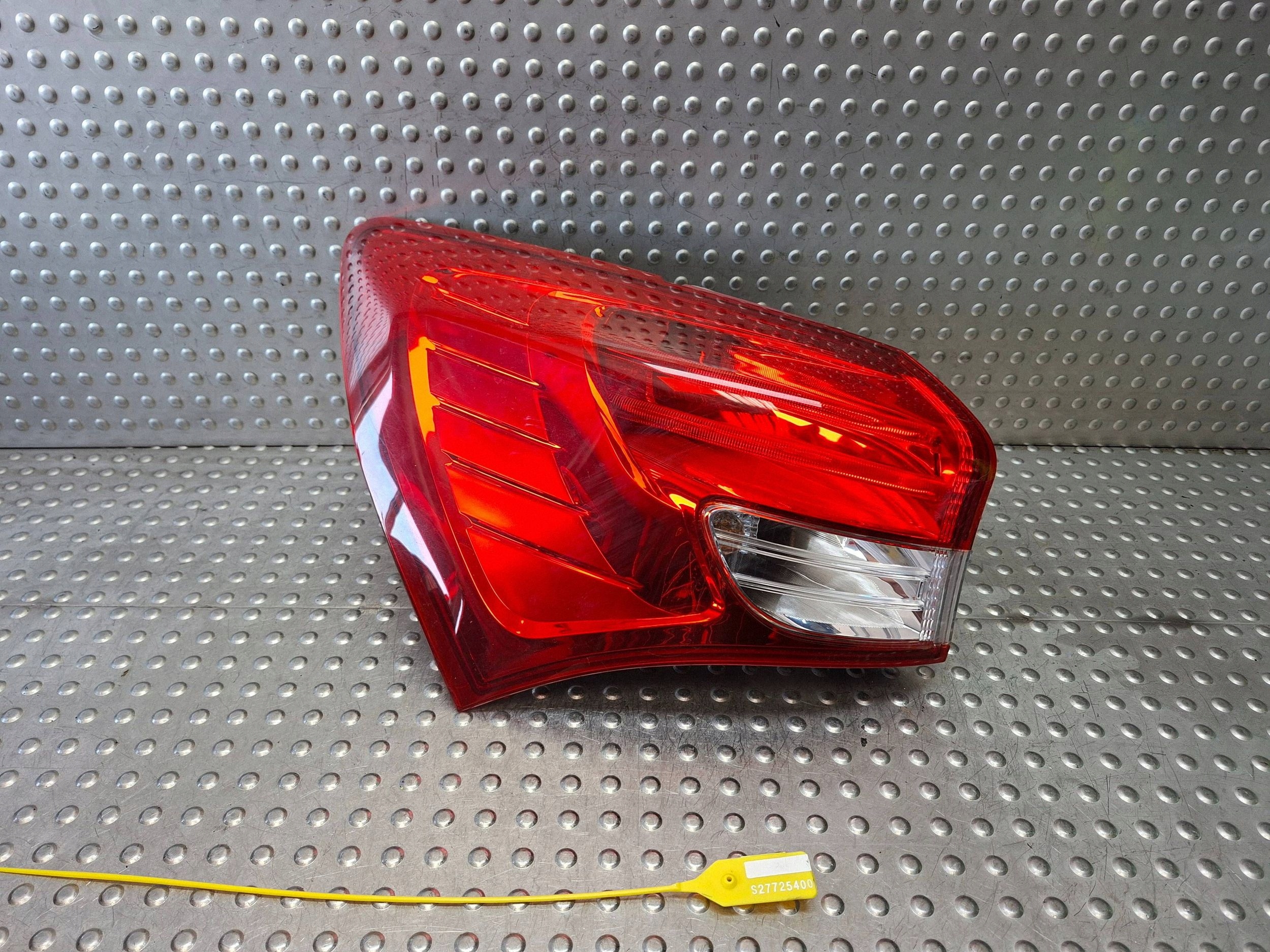 light rear part left HYUNDAI IX20 10- EU