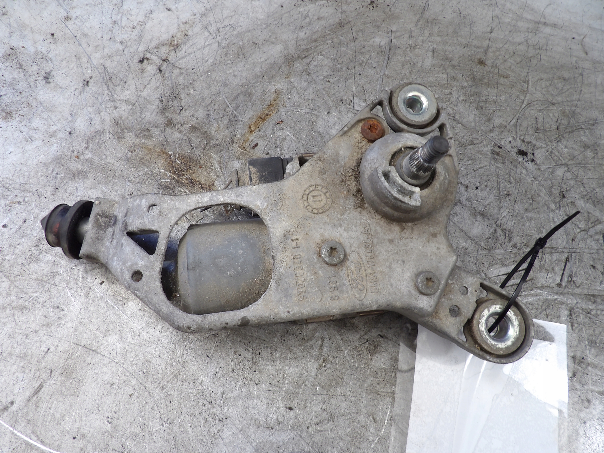 Ford Focus MK3 mini motor of wipers front left