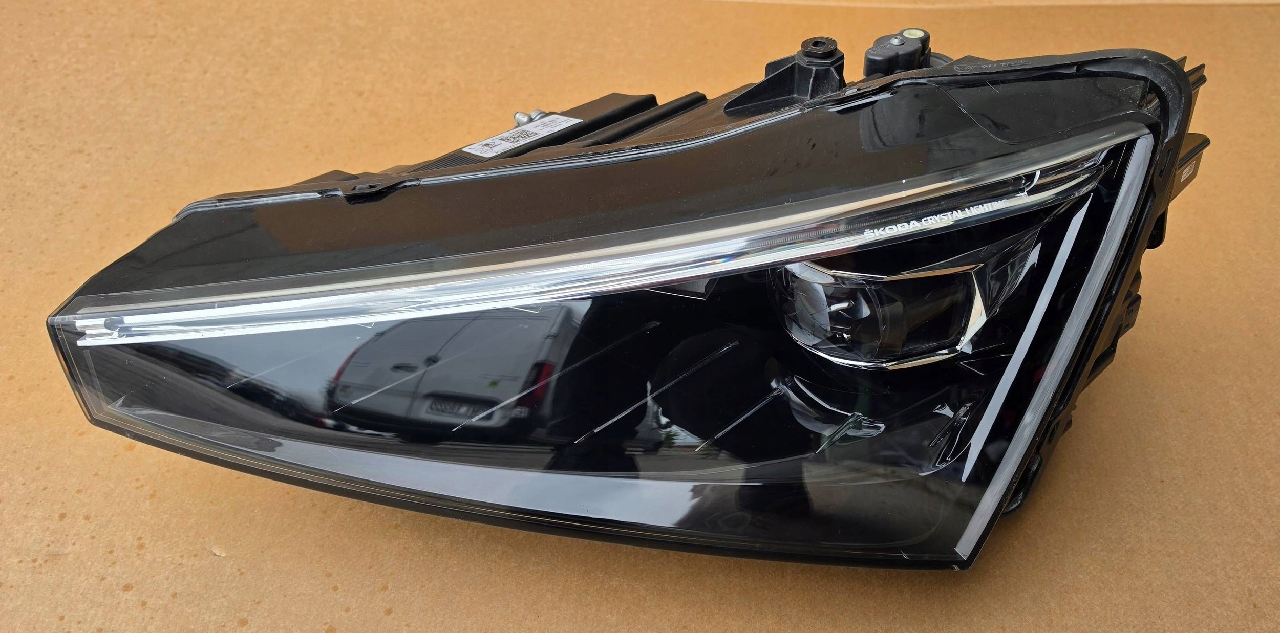 Skoda Scala light front left crystal lighting before lift 2019-2024
