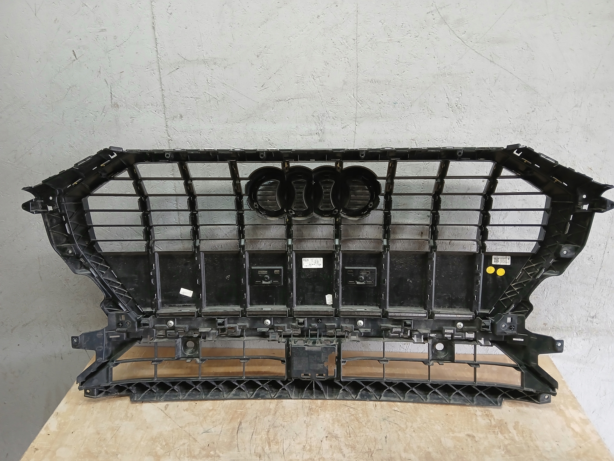 front PREKLADgrill AUDI Q3 83A 83A853651E