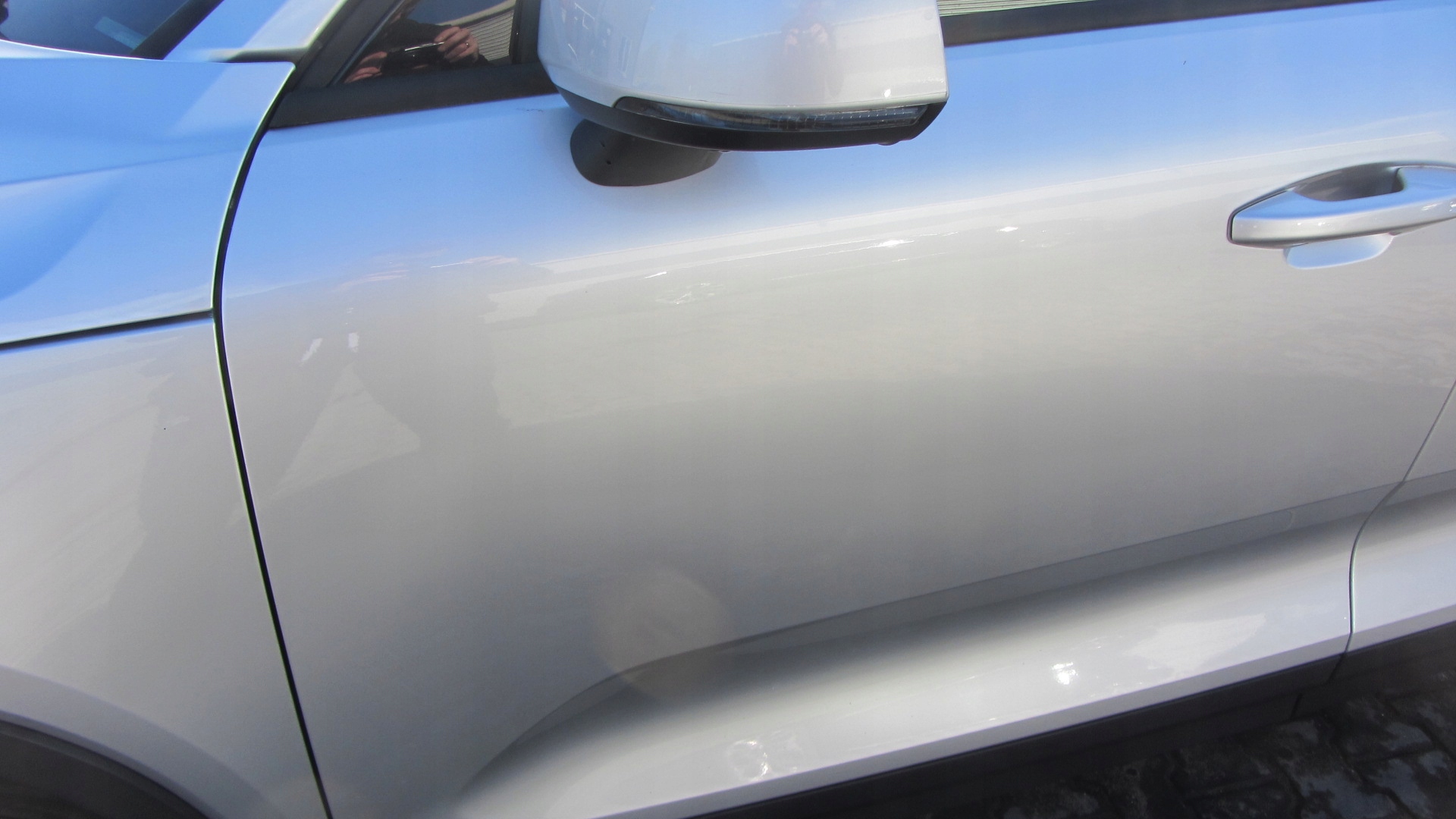 VOLVO XC40 XC 40 complete door left front left front colour 711-16