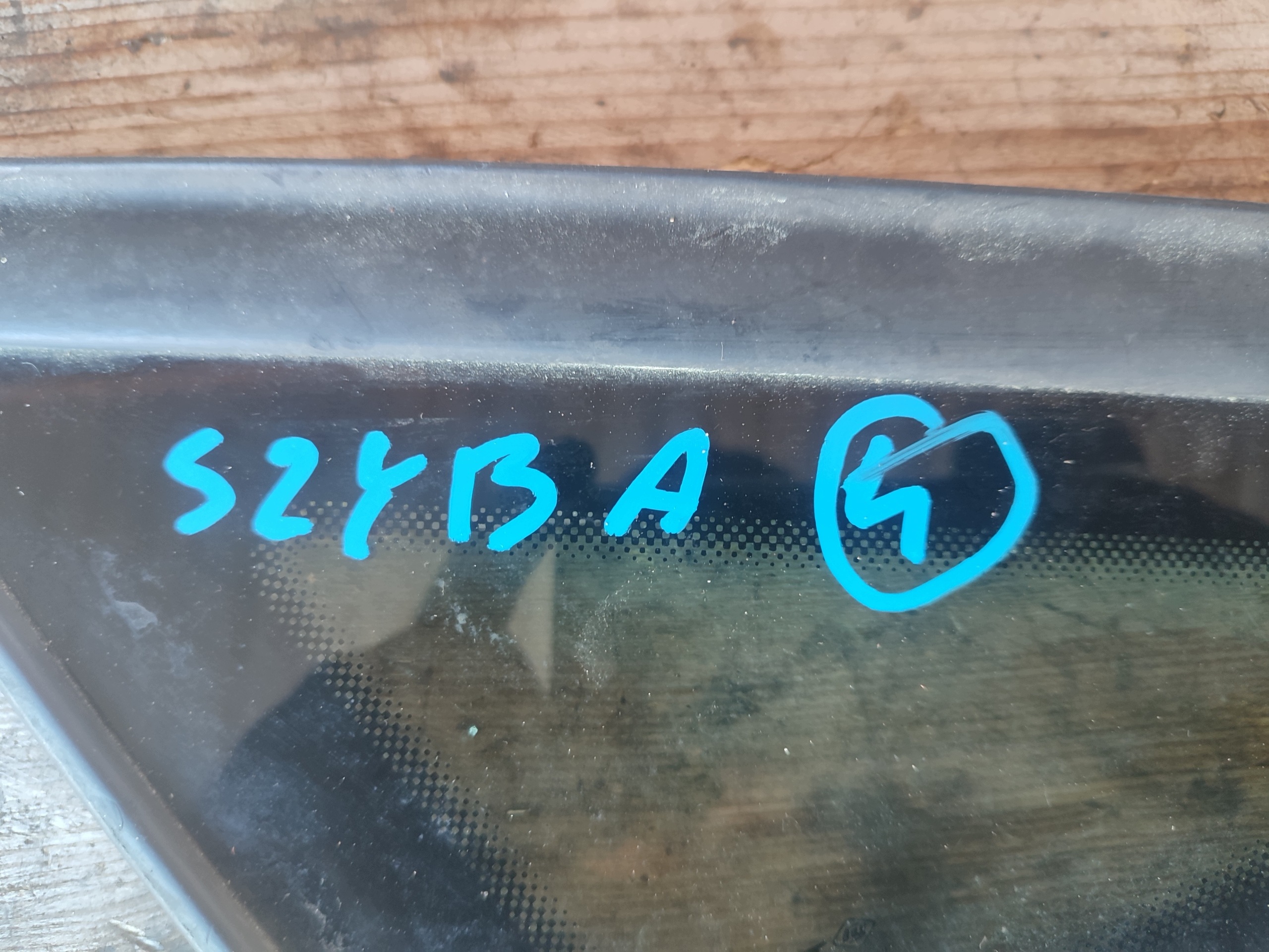 VETRO finestrino trojkat SEAT OE 6J0845412