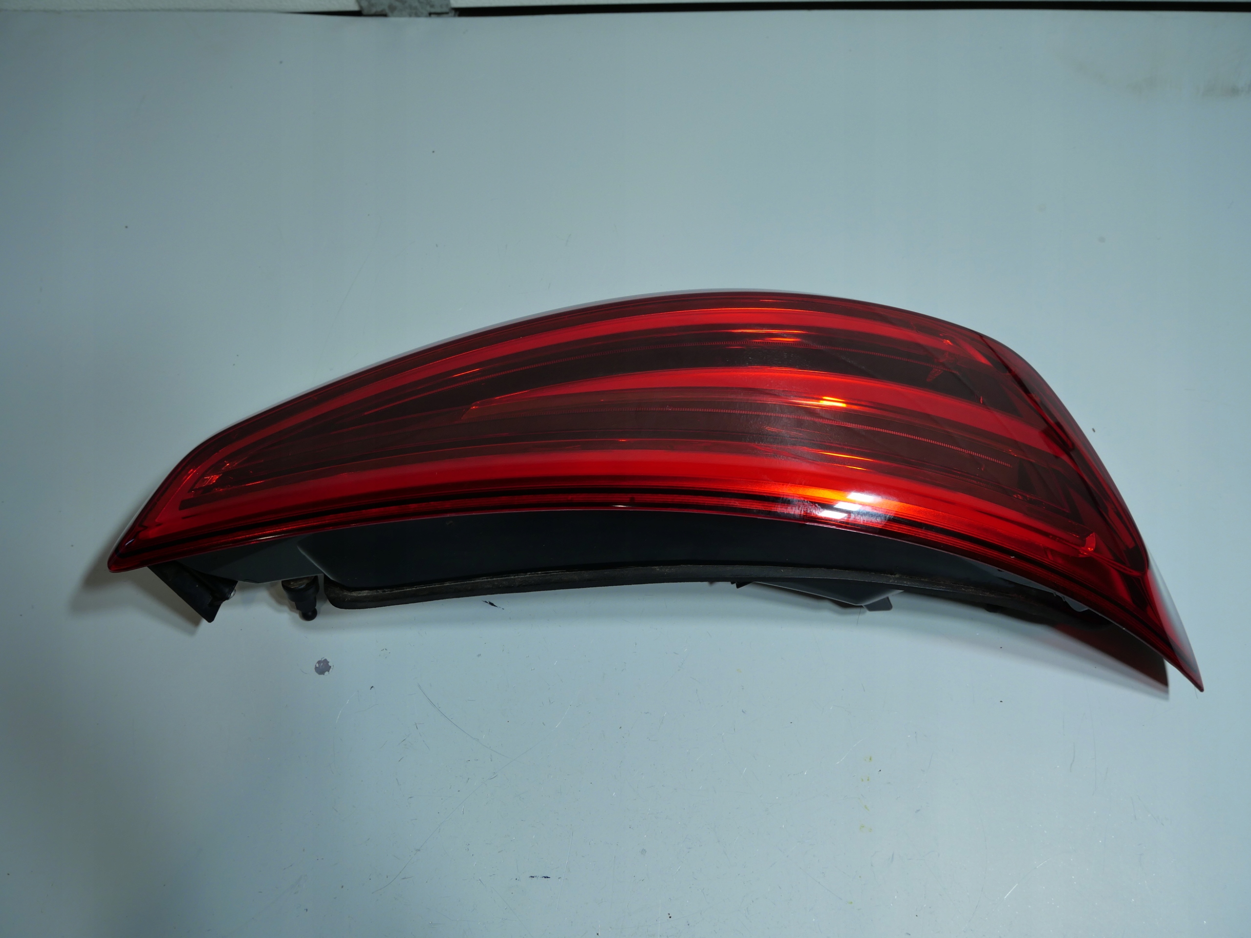AUDI Q3 8U light left rear part rear LED 8U0945093A
