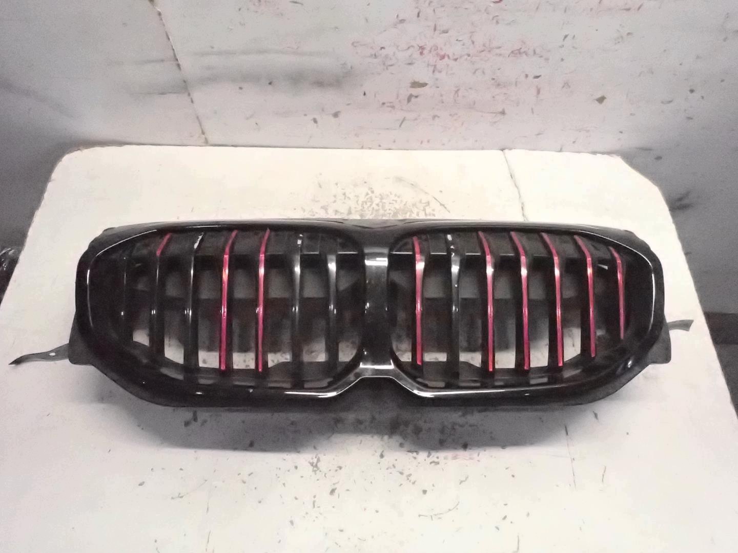 Grill BMW 1 F40 2019- 5A23EB3